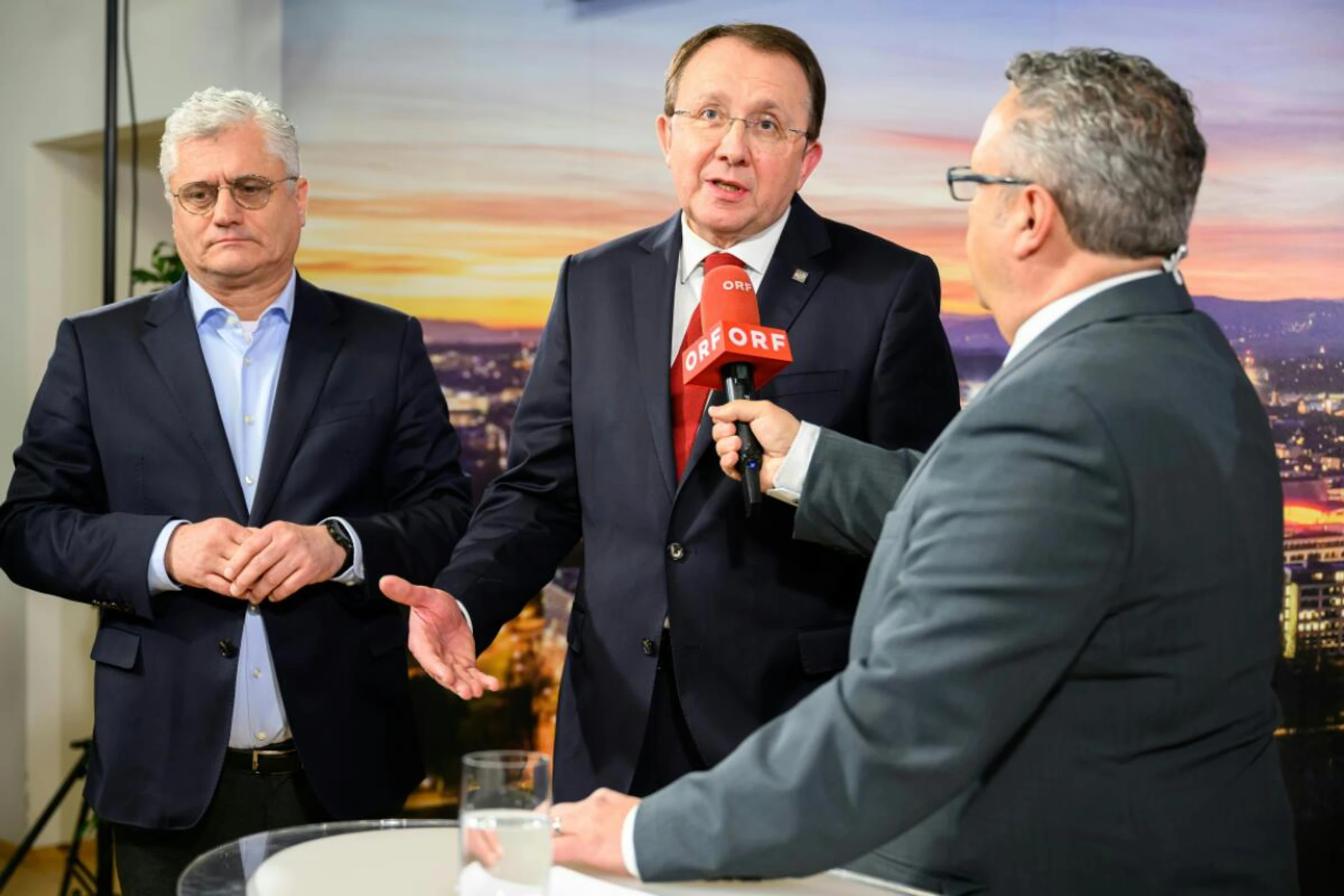 Nach sechs Jahrzehnten ist die rote Absolute weg