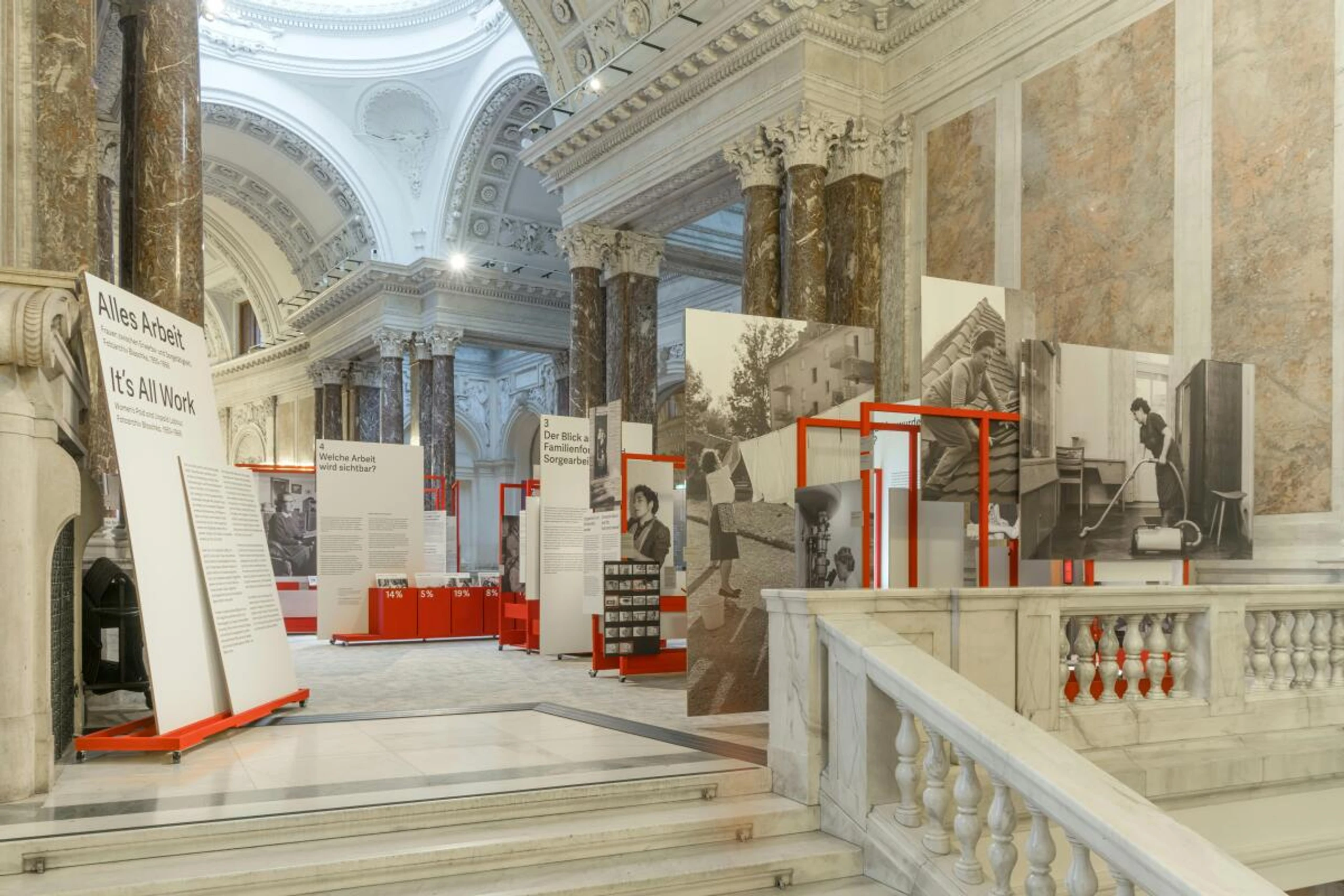 "Alles Arbeit" am Alma Rosé-Plateau der Neuen Hofburg