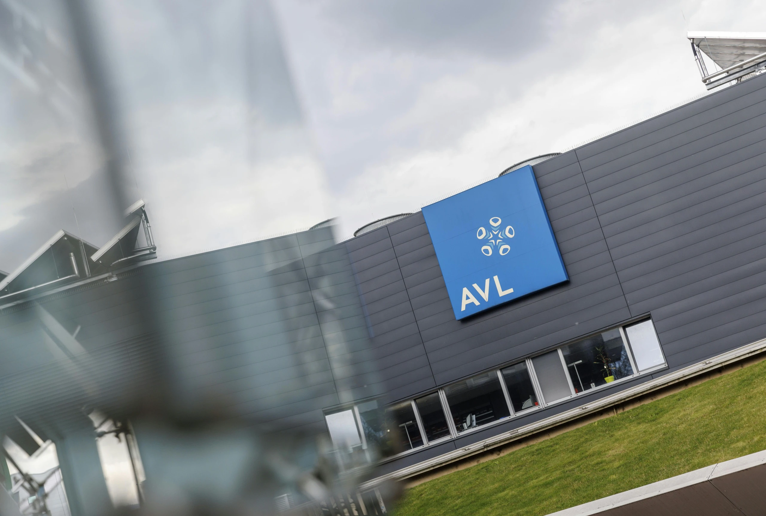 AVL List baut weitere 350 Beschäftigte ab