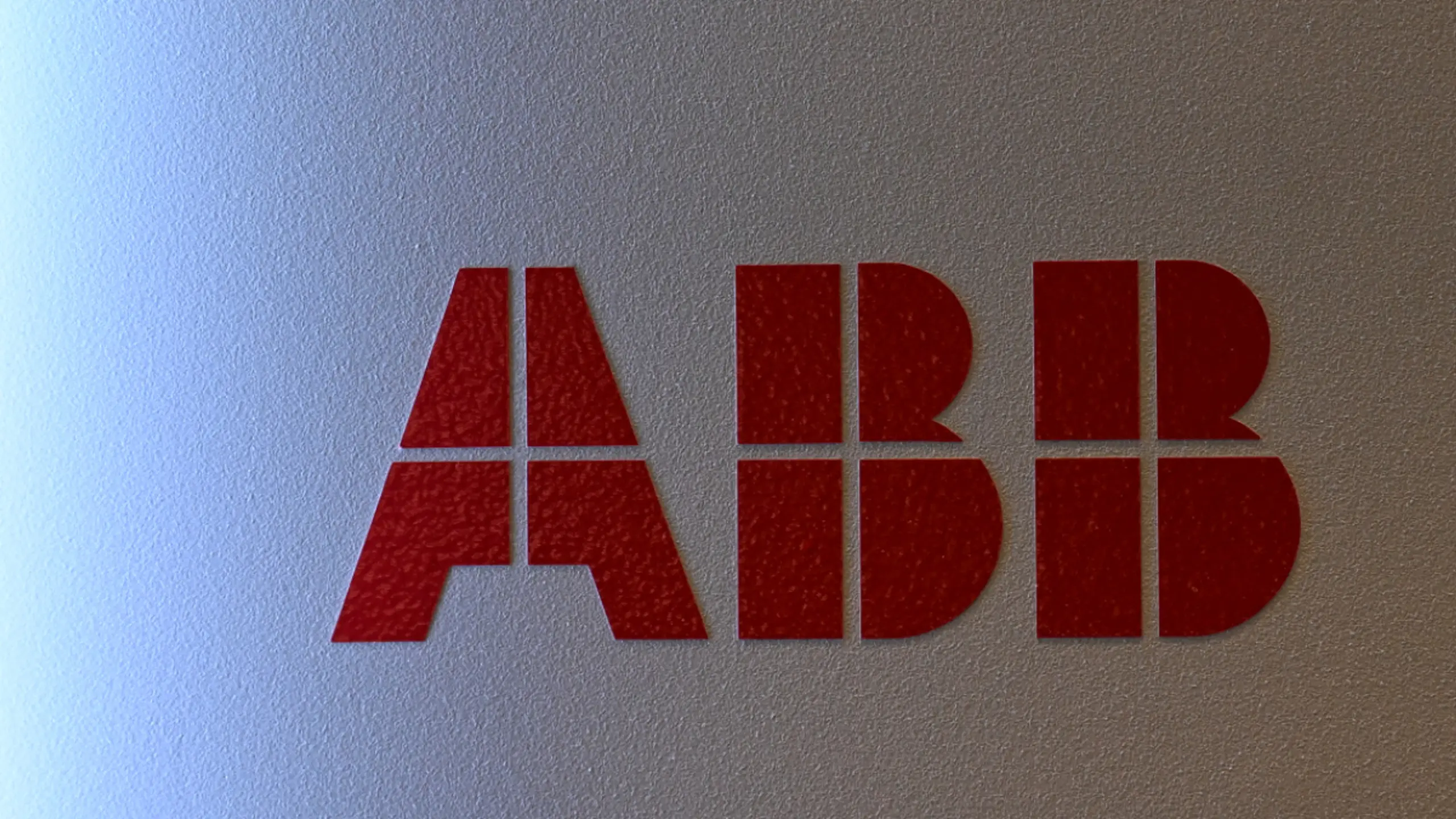 AAB profitiert von Nachfrage nach Rechenzentren-Ausrüstung