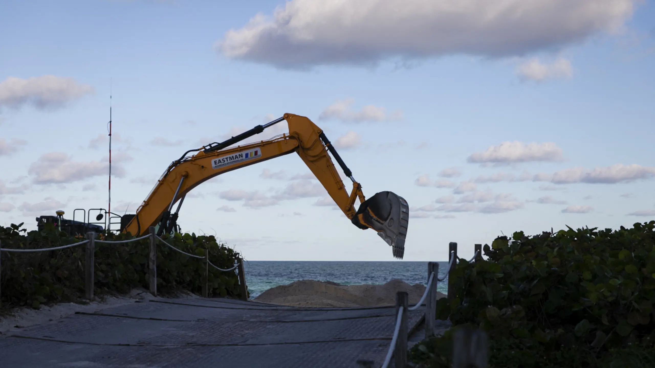 Bestellungen legten im Vergleich zum Vormonat um 2,7 Prozent zu