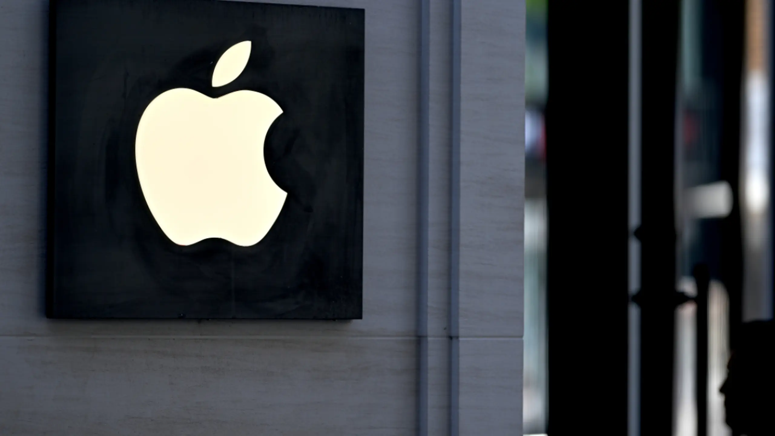 Konzern verdiente in drei Monaten unter dem Strich gut 42 Mrd. Dollar