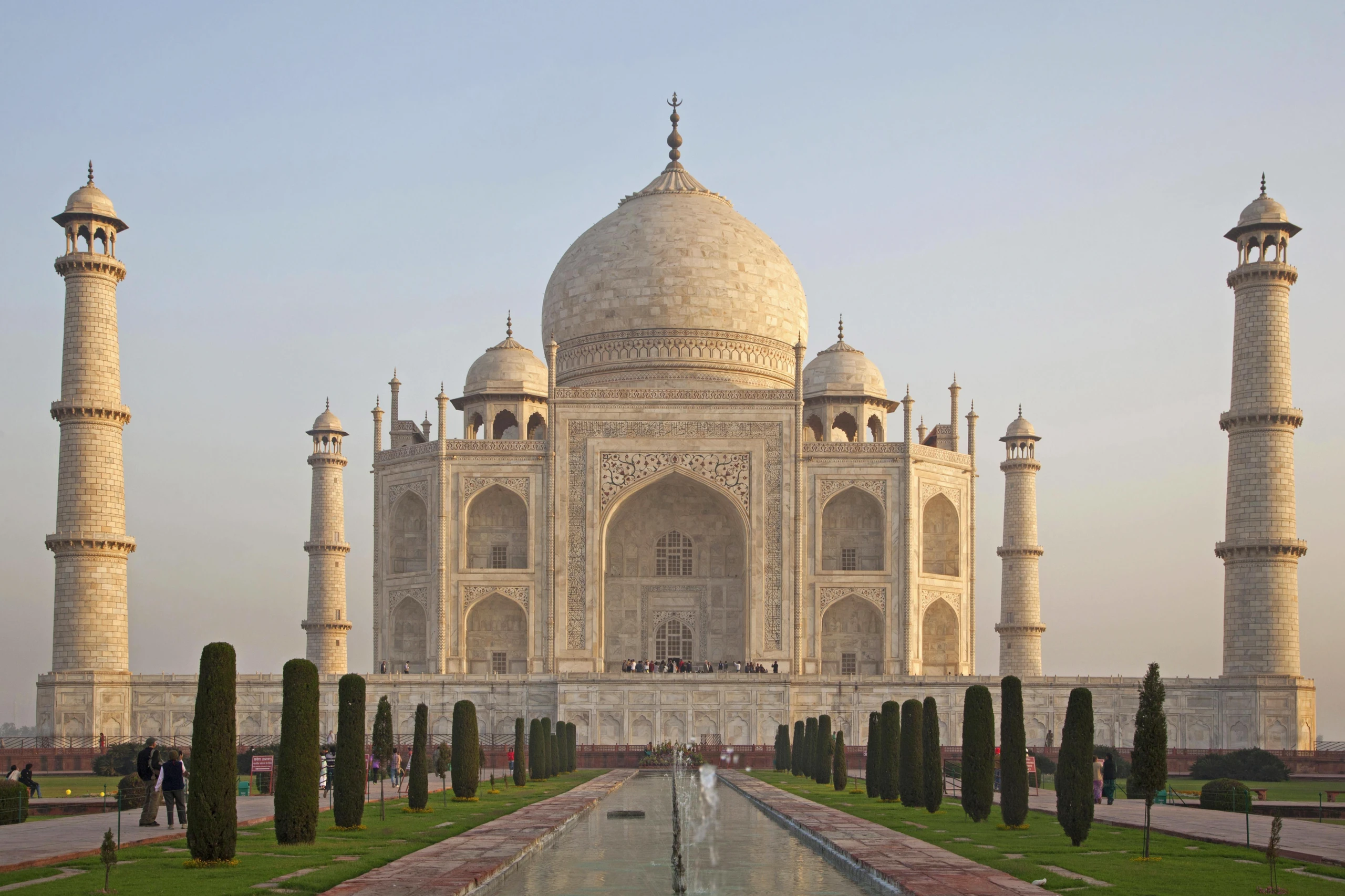 Indiens Mogulreich: Blüte durch Toleranz, Fall durch Abschottung
