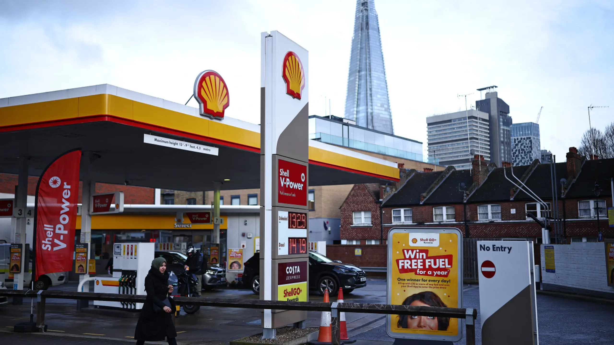 Shell kämpft mit schwächerem Öl-Handelsgeschäft