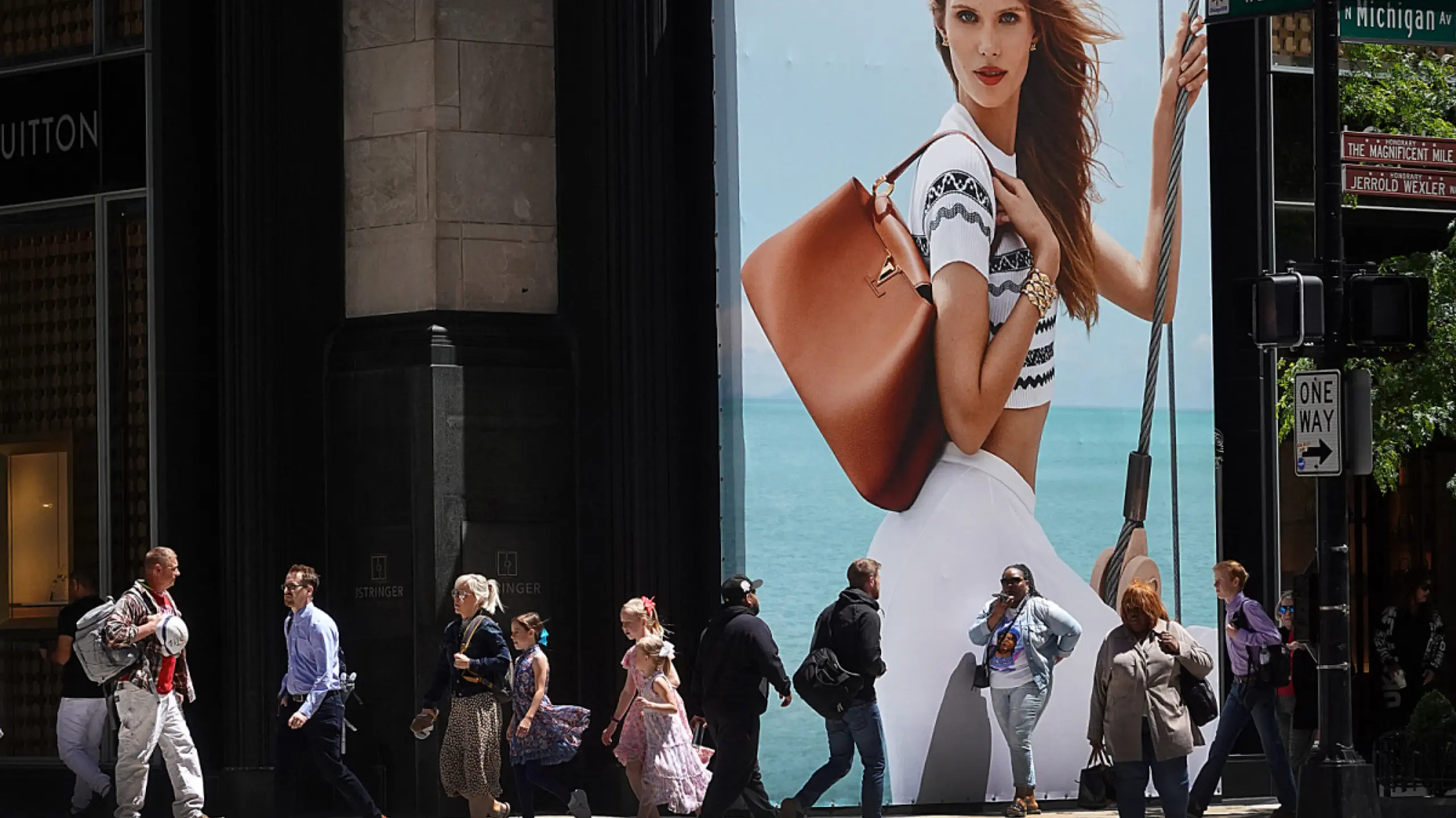 Barometer der Verbraucherstimmnug stieg um 0,9 auf 57,3 Punkte