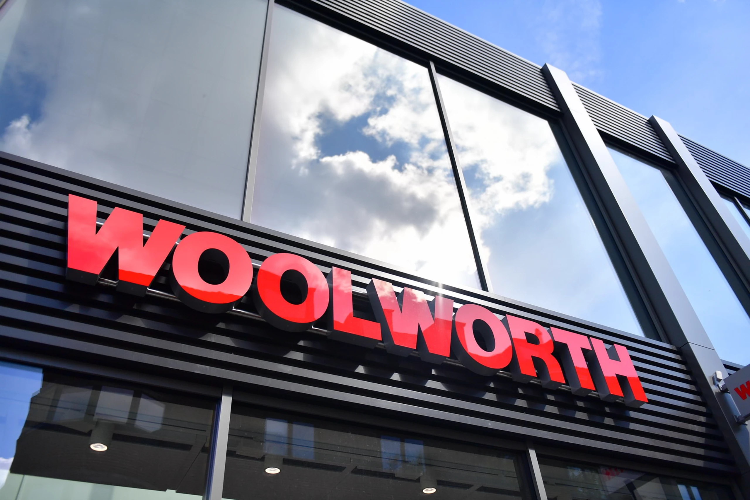 Einzelhandel: Selbstbedienung und Non-Food-Discounter boomen