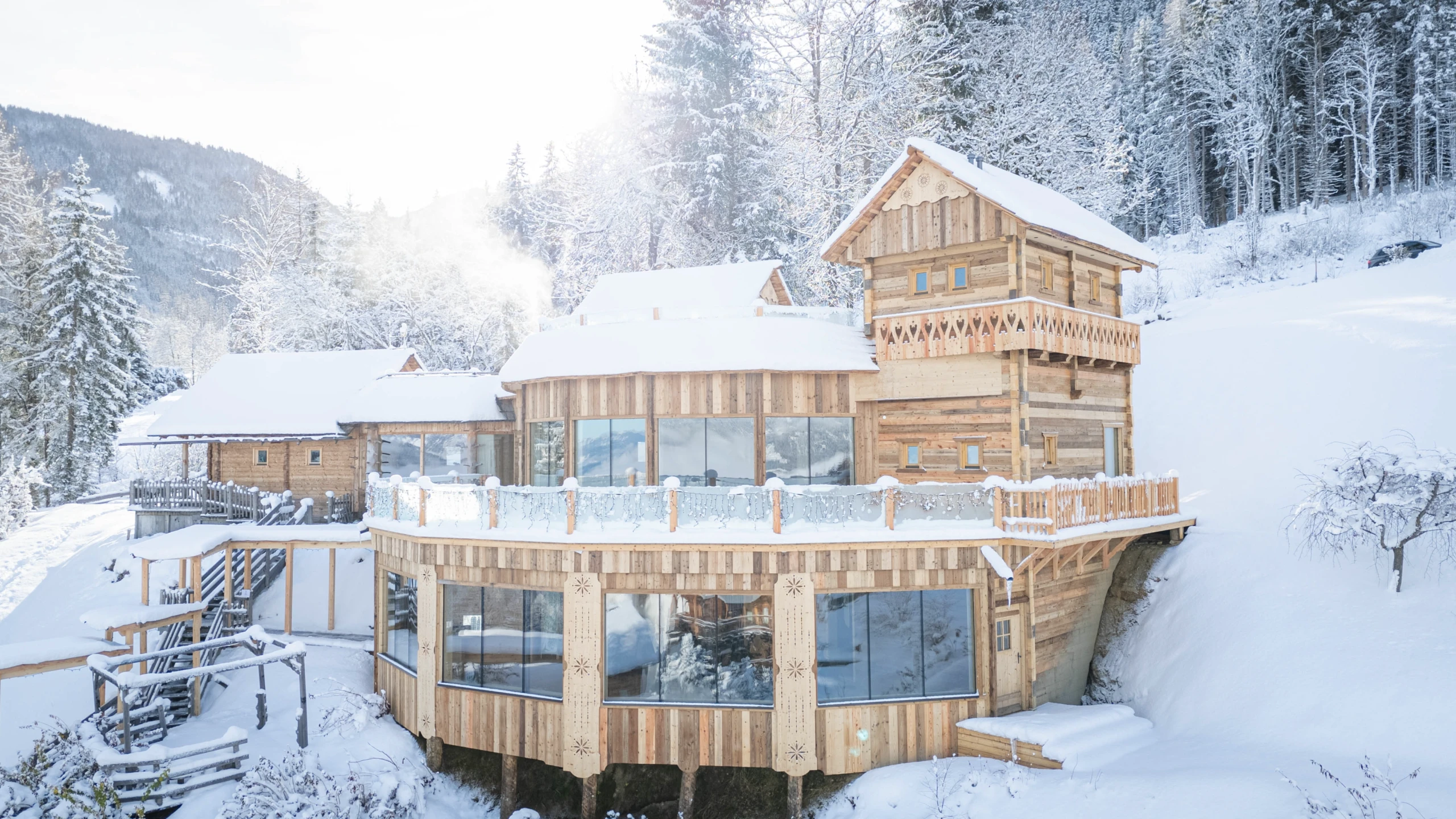 Winteryoga und Eisbaden: Wie ein steirisches Wellnesshotel auf Longevity setzt