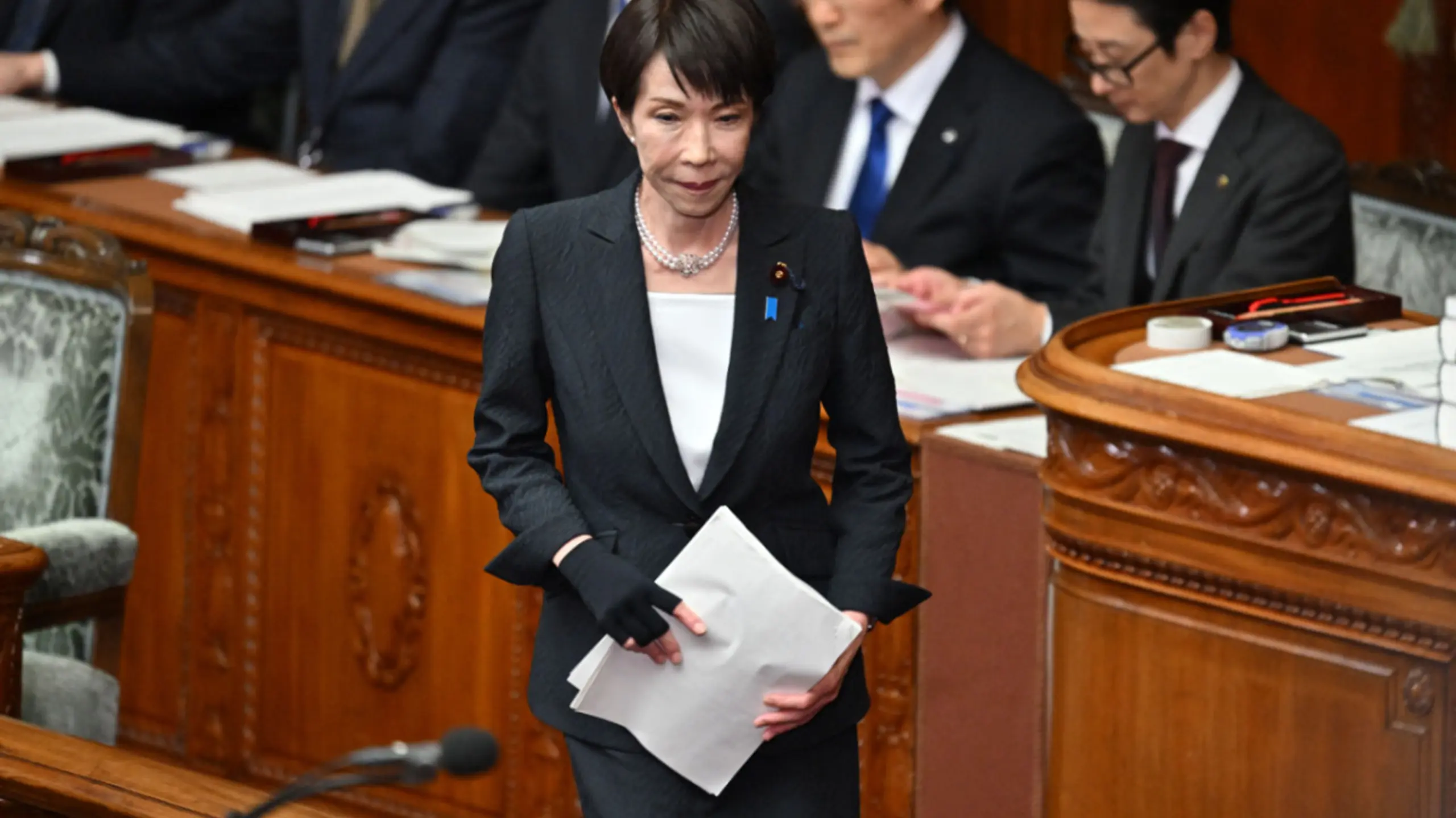 © APA/APA/AFP/KAZUHIRO NOGI Takaichi teilte dem Parlament ihre Pläne mit