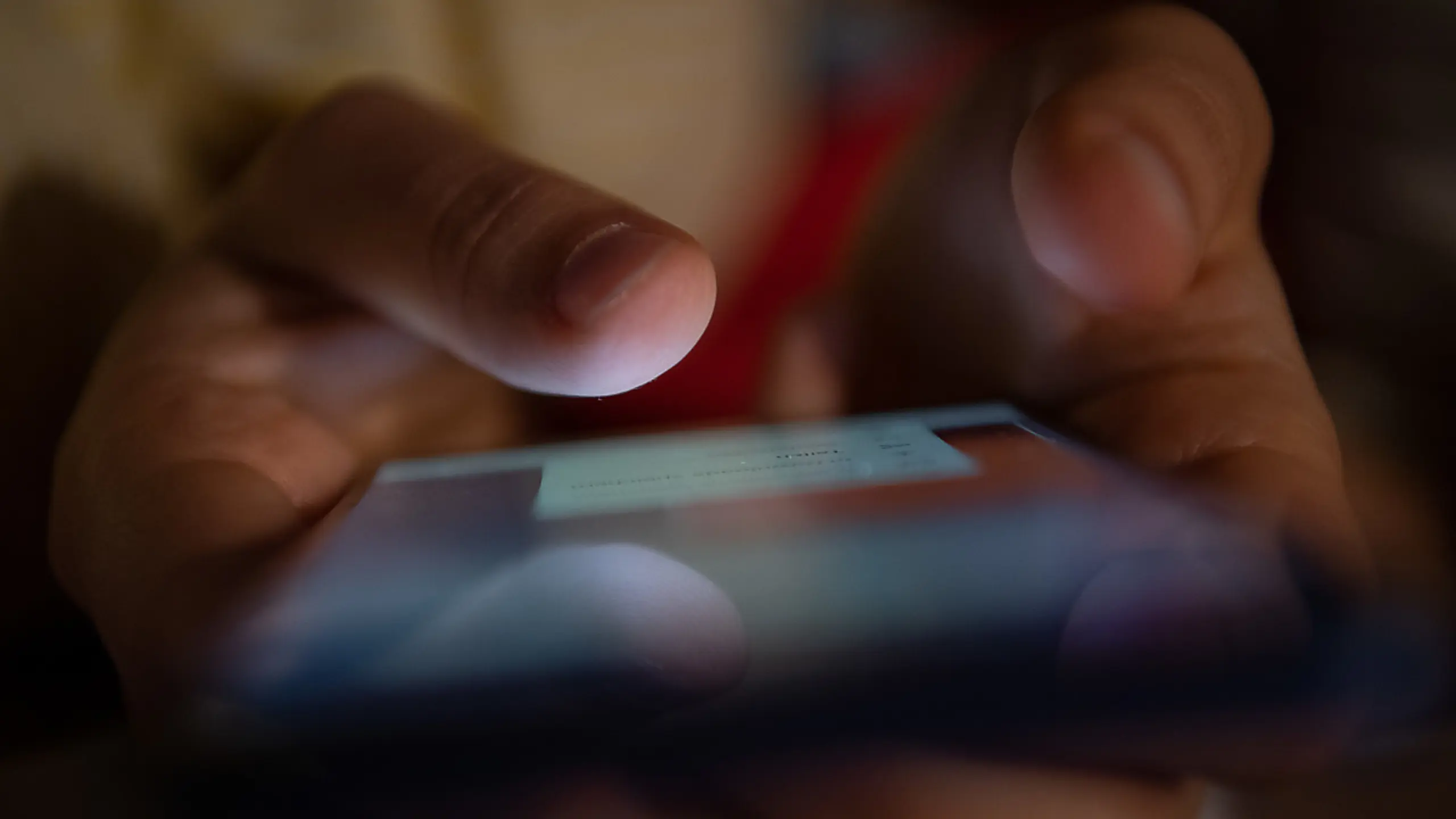 Deutliches Plus an Handyvertragskunden