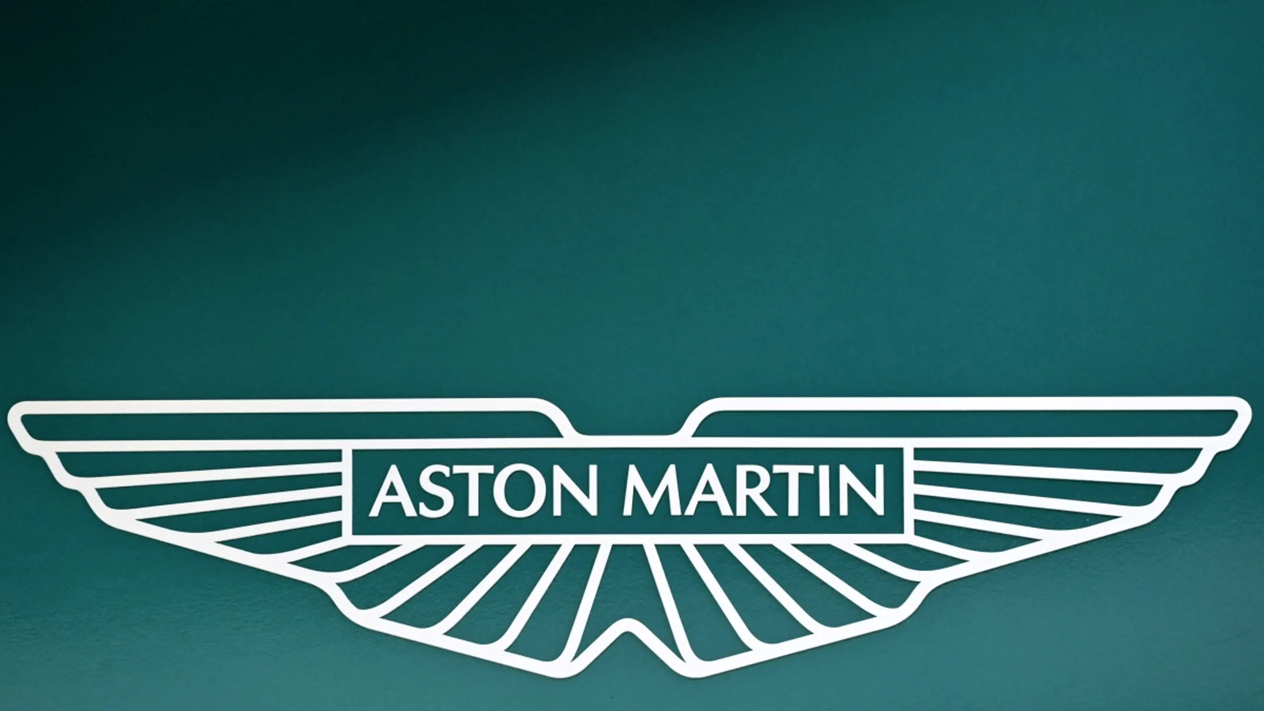 © APA/APA/AFP/MIGUEL MEDINA Aston Martin baut Personal ab