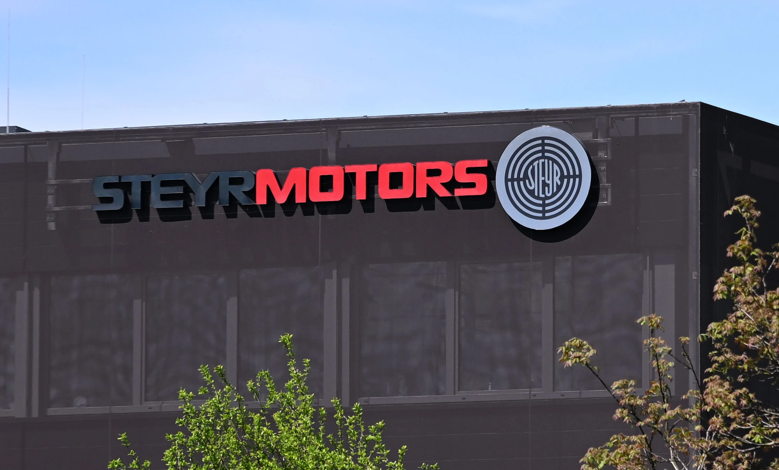 Steyr Motors kauft dänischen Marine-Motorenbauer