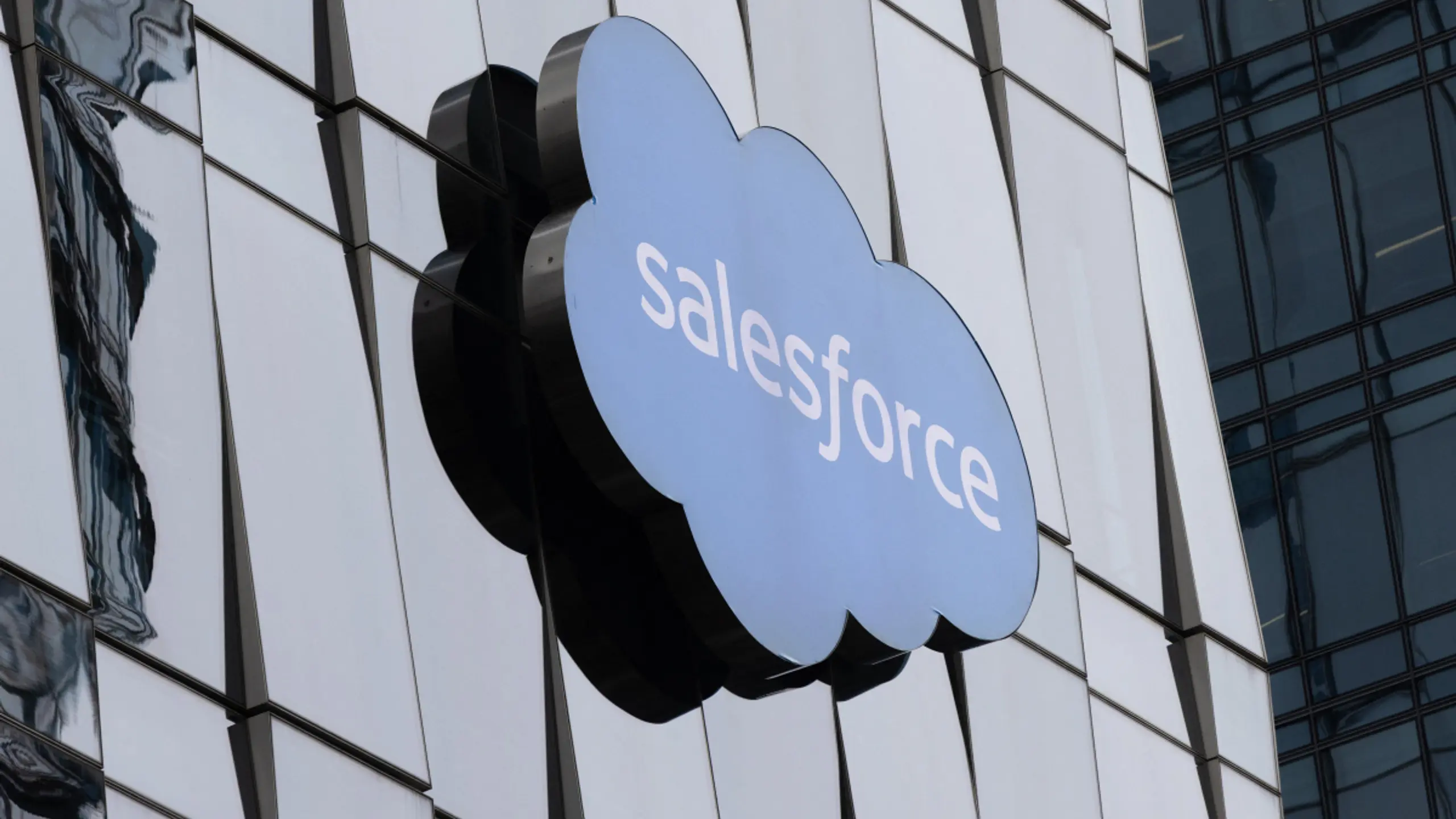 Jahresziele knapp unter Markterwartungen