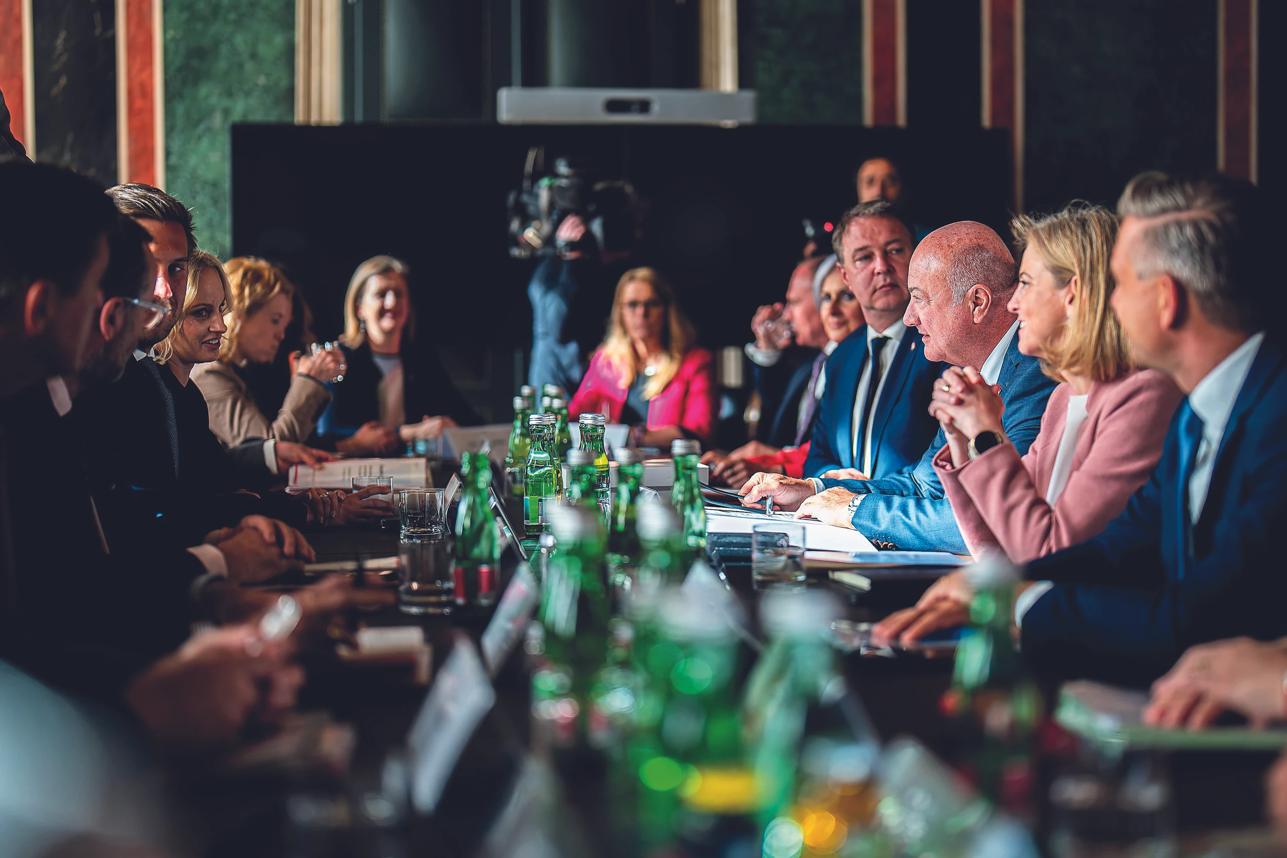 Was CEOs von einem Jahr Türkis-Rot-Pink halten