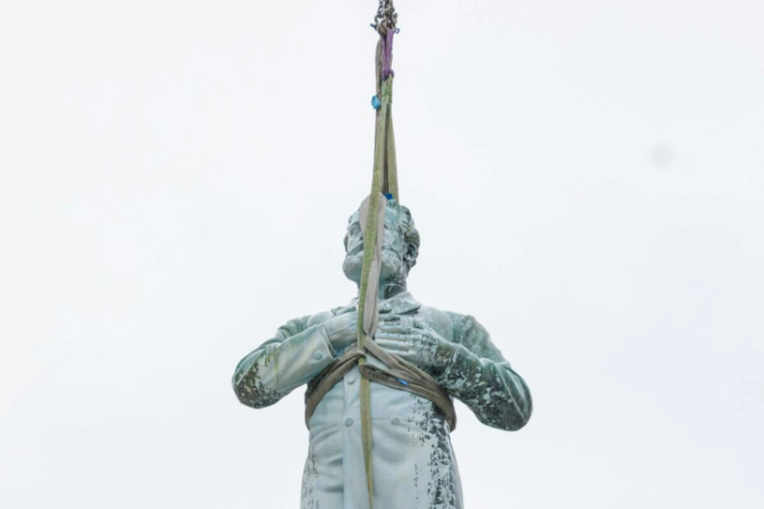 Ende Jänner wurde das Denkmal für die Renovierung abgebaut