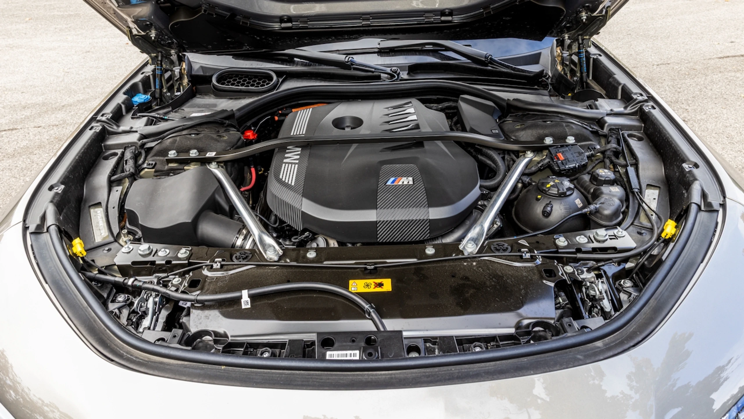 © Andreas Riedmann Blurred image background