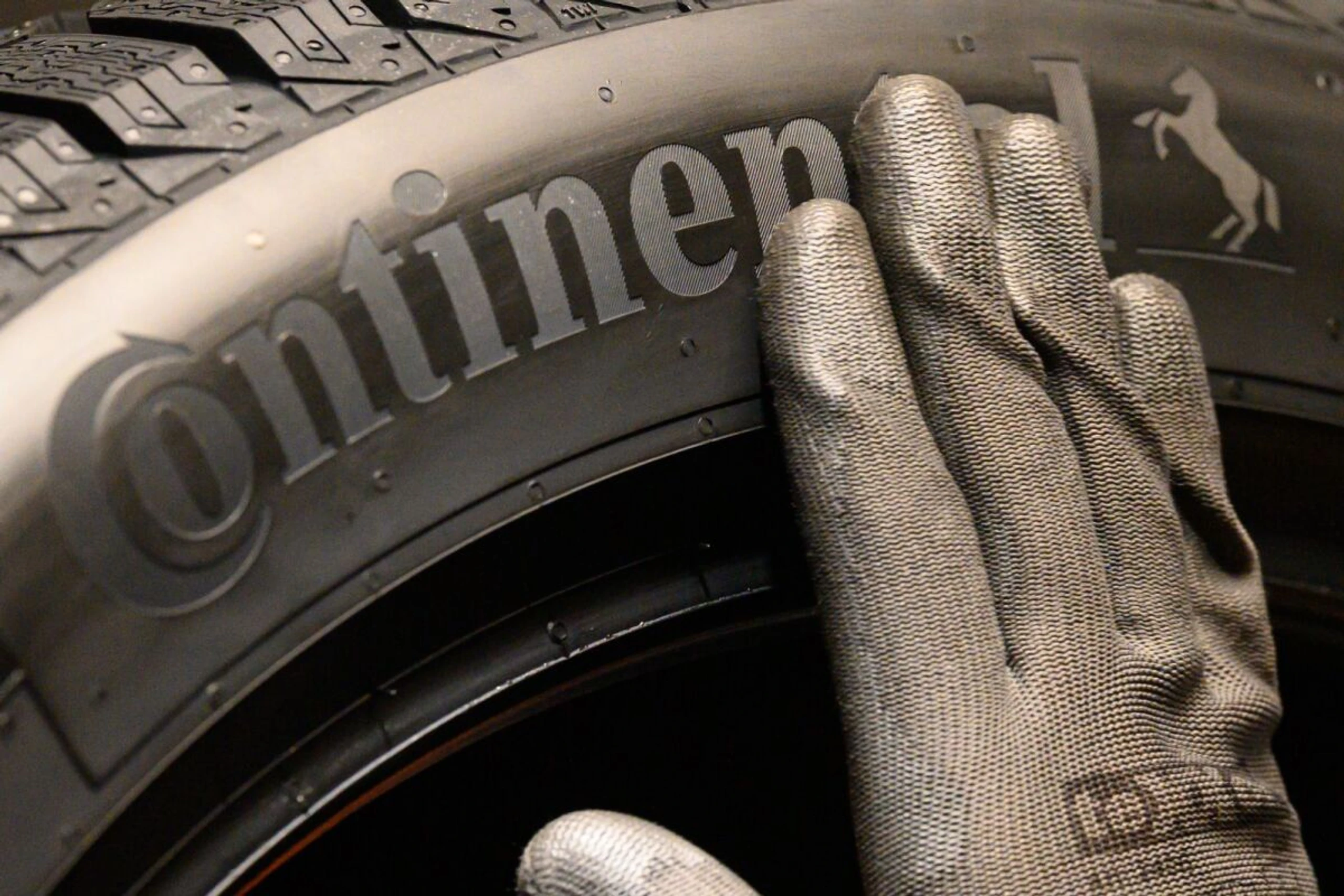 Minus bei Continental