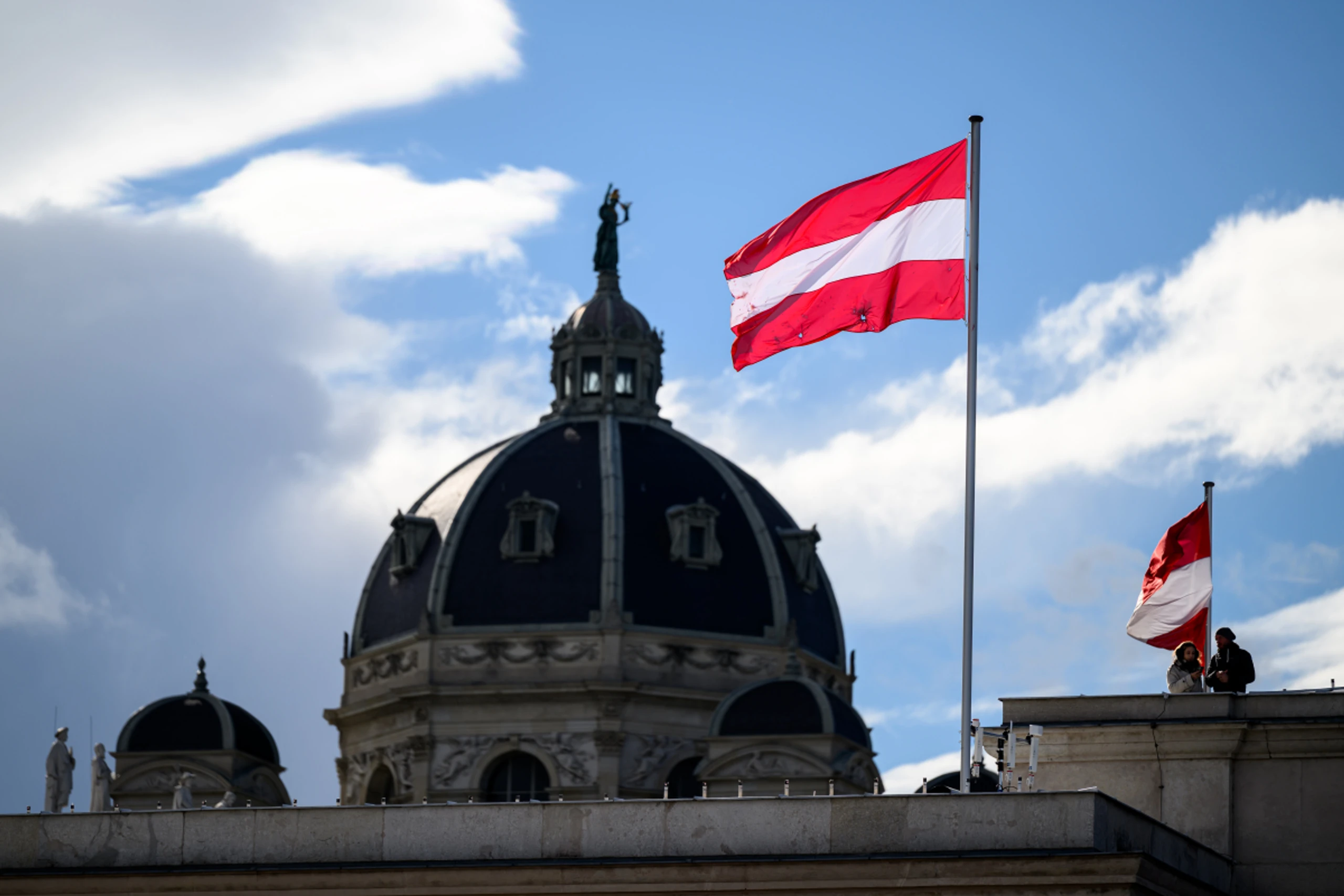 Bund holt sich neues Geld