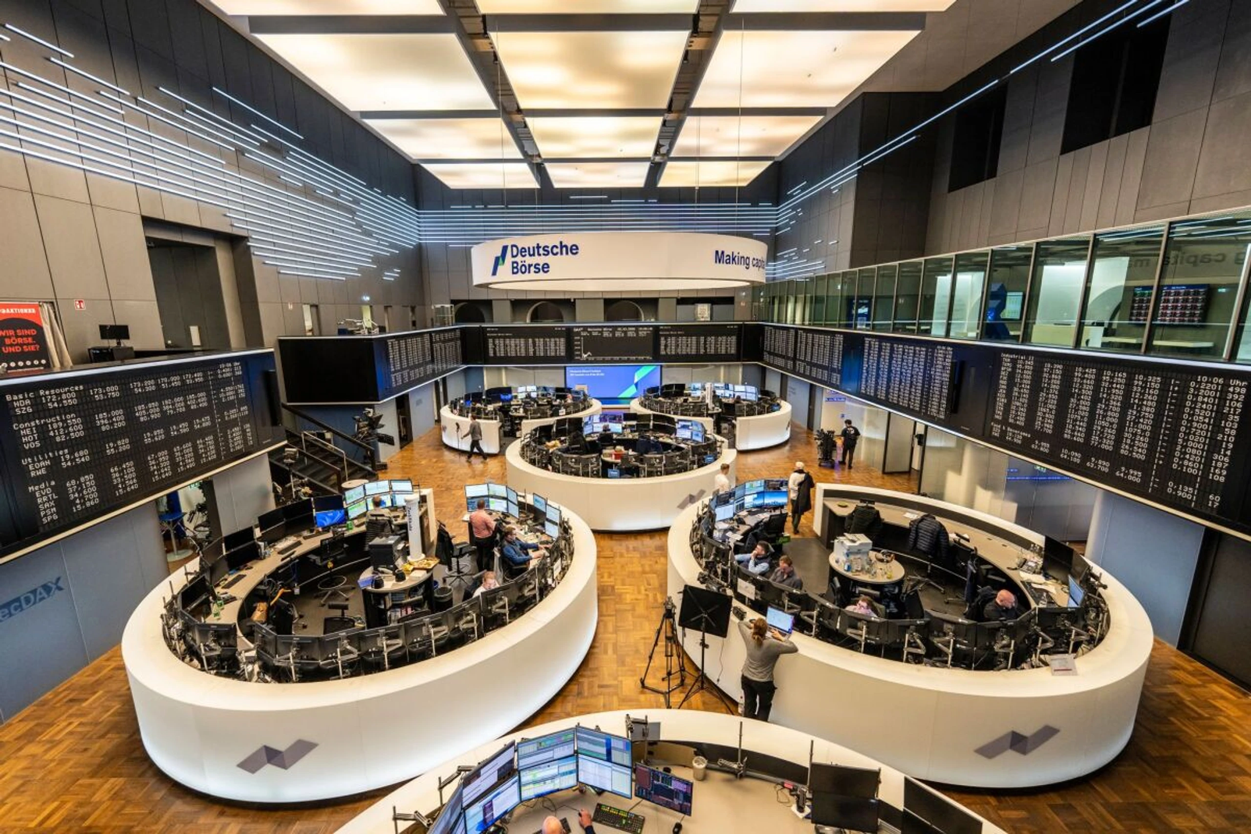 Nahost-Krieg im Fokus - Öl- und Gaspreise geben Gewinne ab