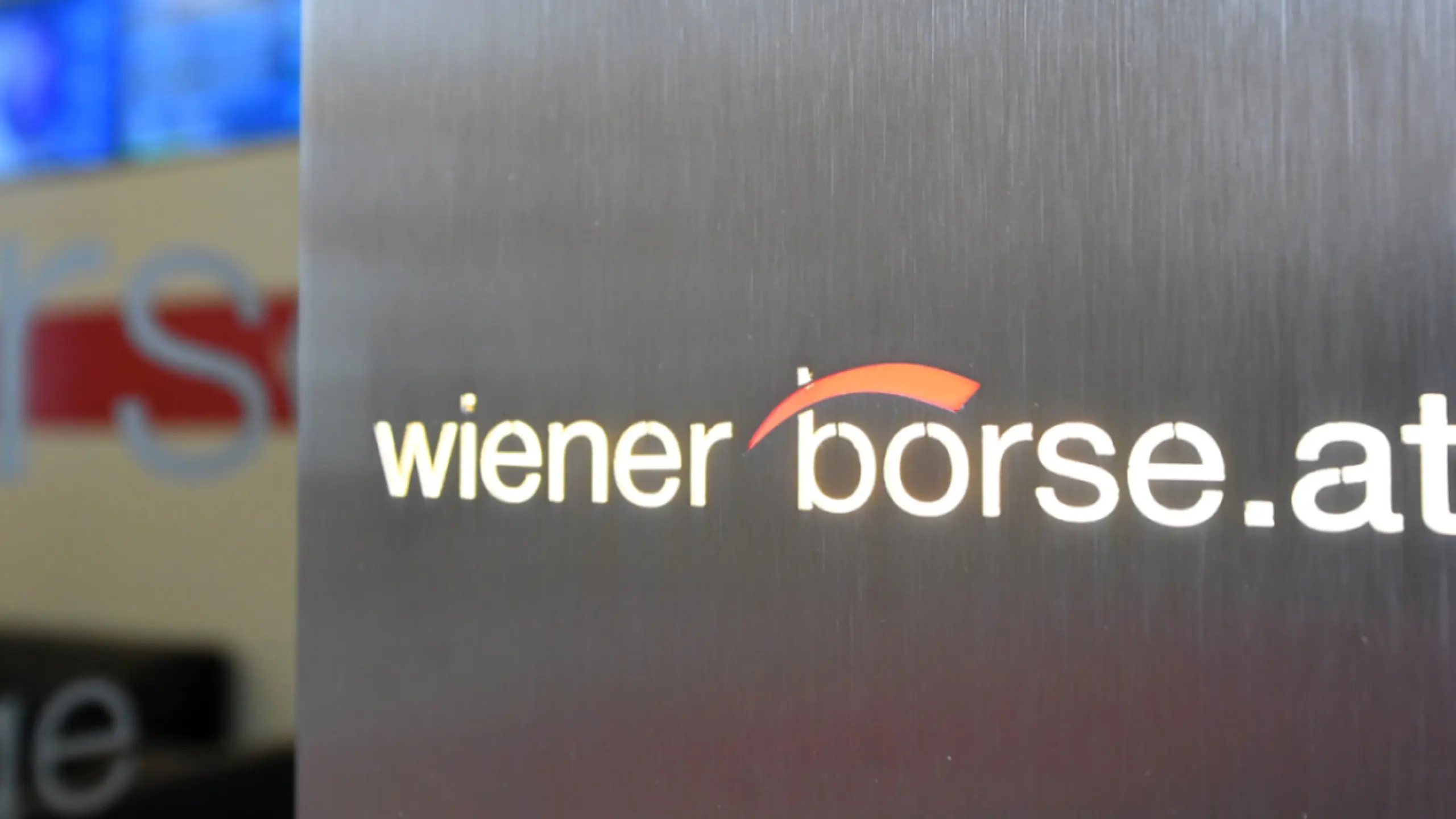 Inflationssorgen und schwache US-Jobdaten belasten