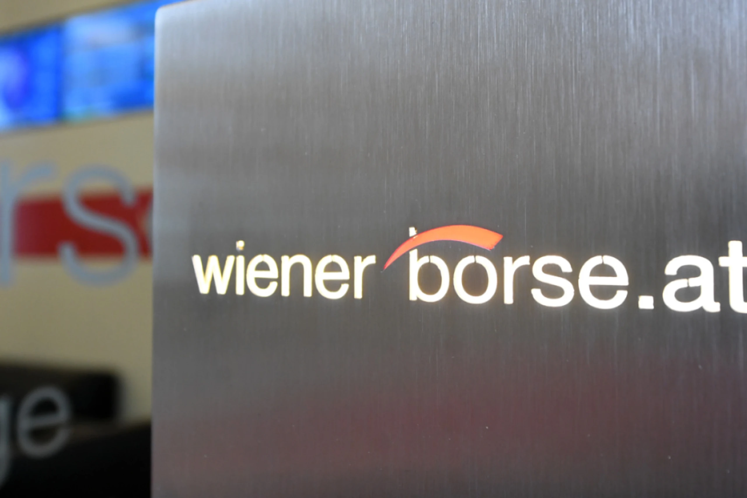 Inflationssorgen und schwache US-Jobdaten belasten