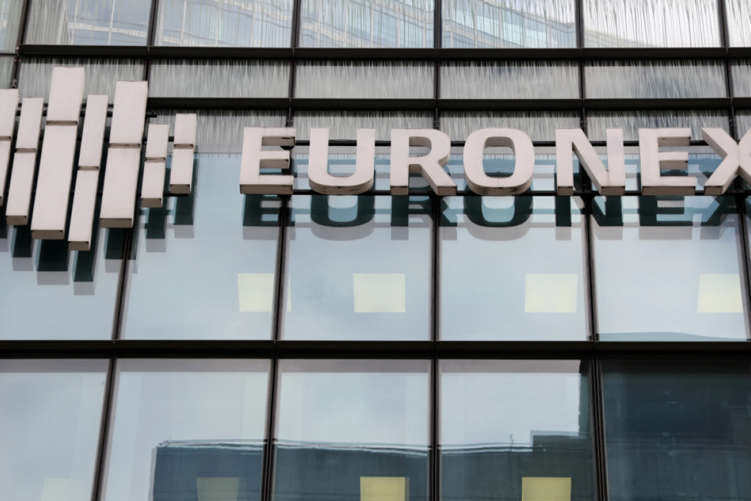 Banken-Titel kamen deutlich unter Druck