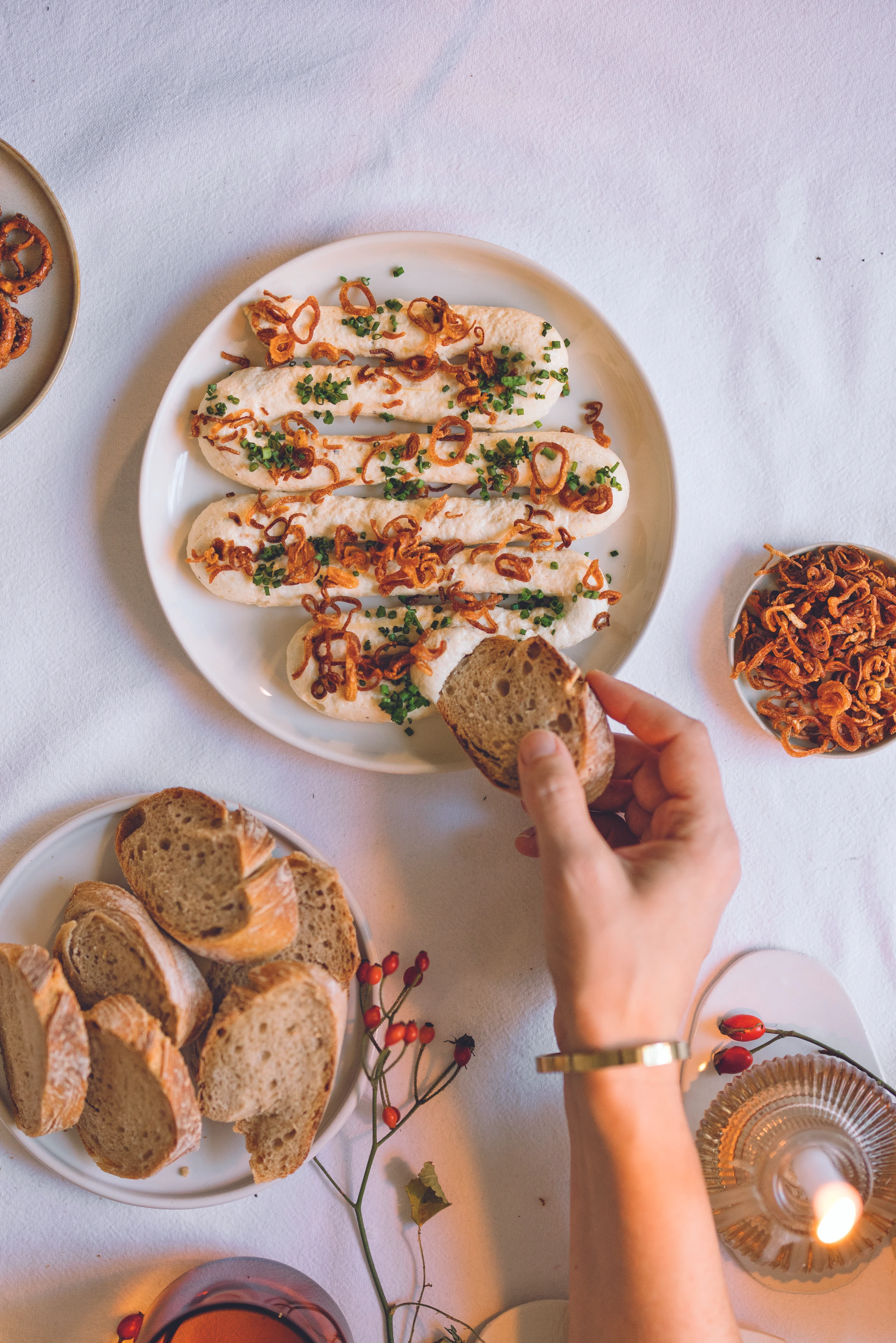 © GUSTO/ Hohla Mara Blurred image background