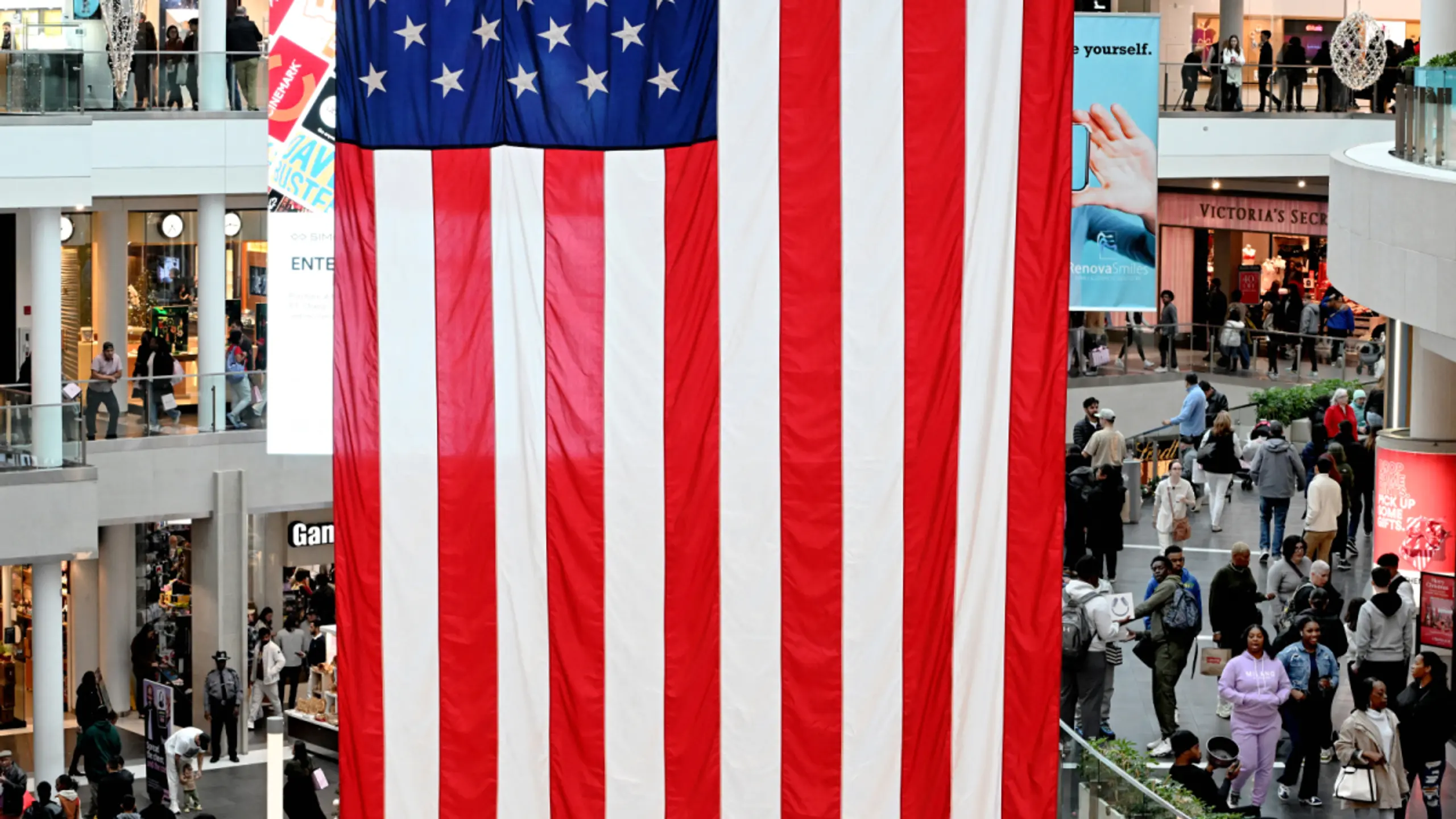 © AFP, ROBERTO SCHMIDT, APA Private Konsumausgaben legten wie bereits im Vormonat um 0,4 % zu