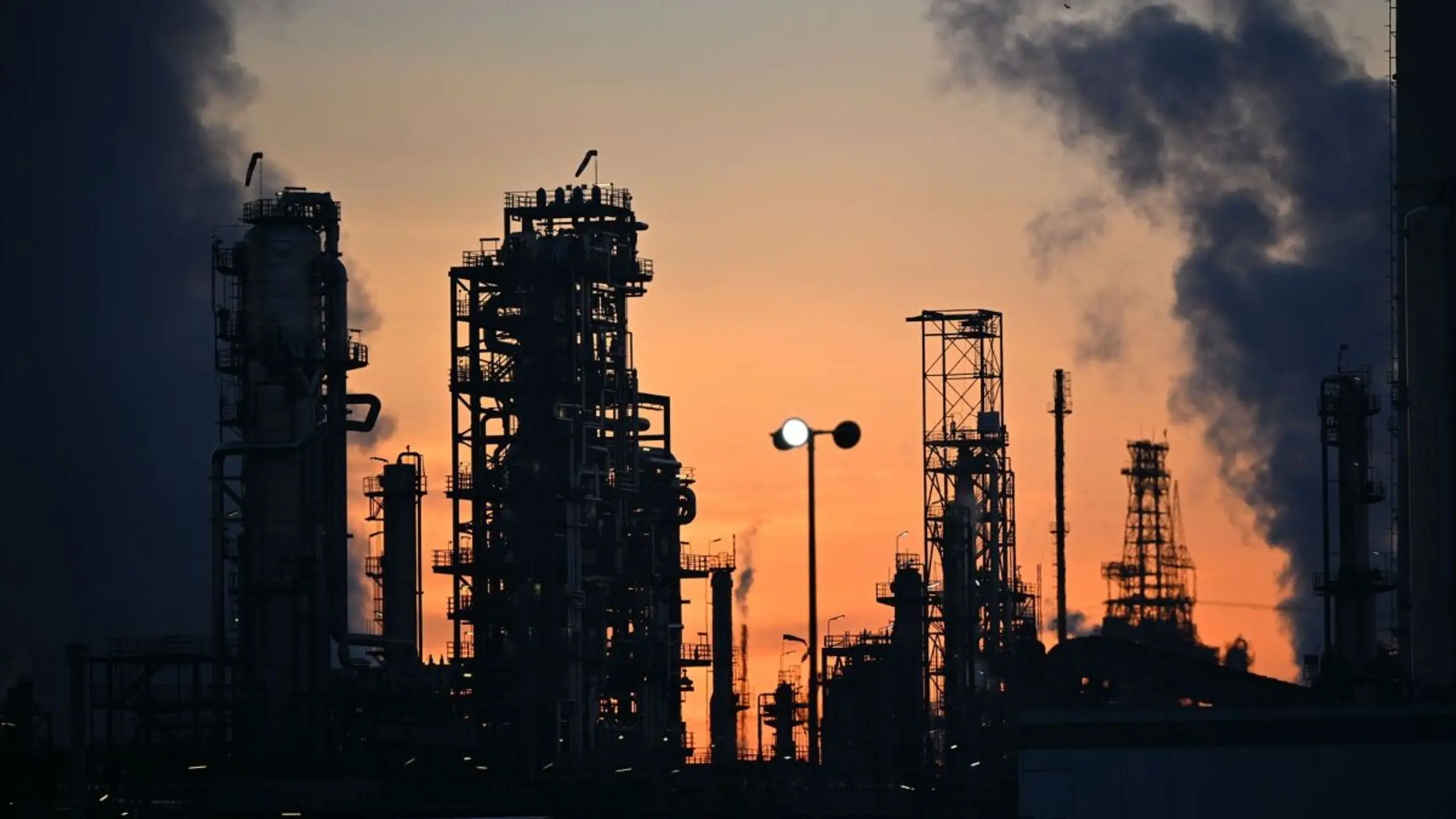 ++ ARCHIVBILD ++ Energiesparte mit Plus von 4,7 Prozent gegenüber dem Vormonat