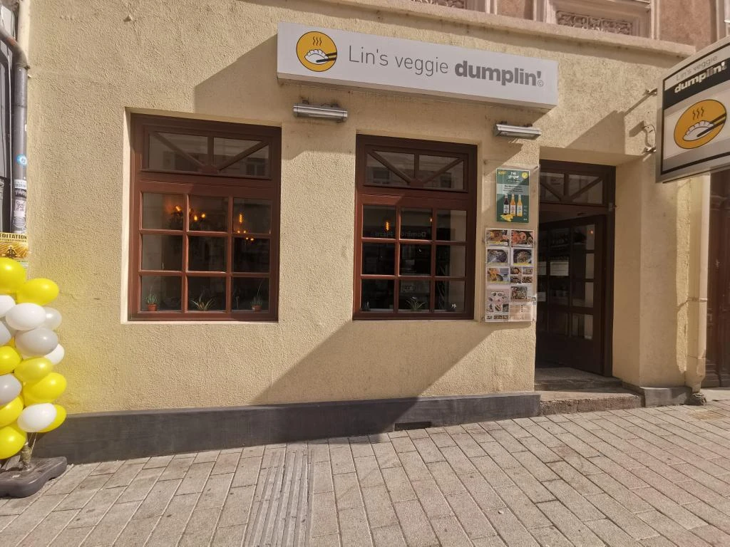 Lin's Veggie Dumplin' Restaurant Außenansicht
