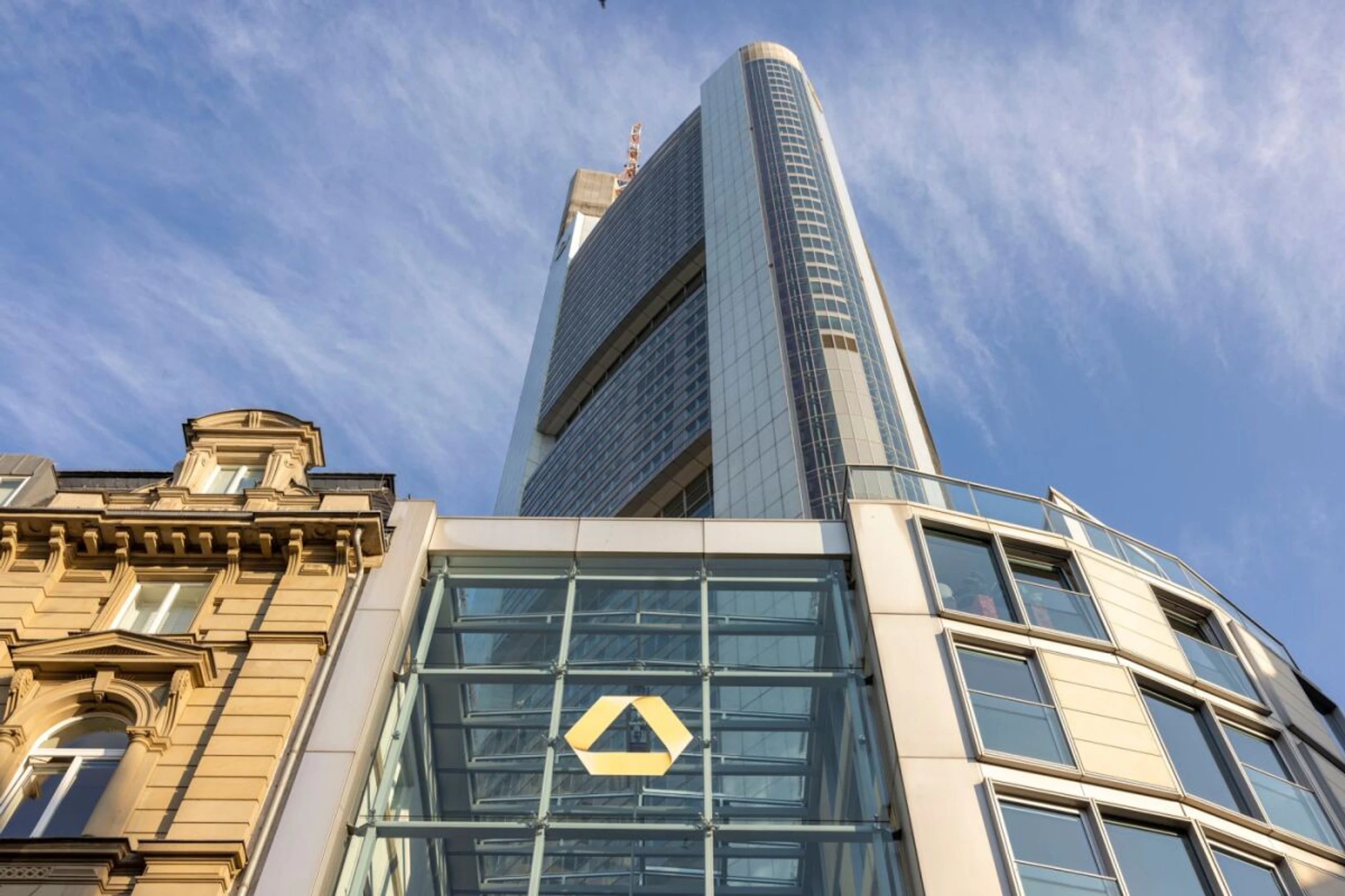 ++ ARCHIVBILD ++ Unicredit legt Übernahmeangebot für Commerzbank vor