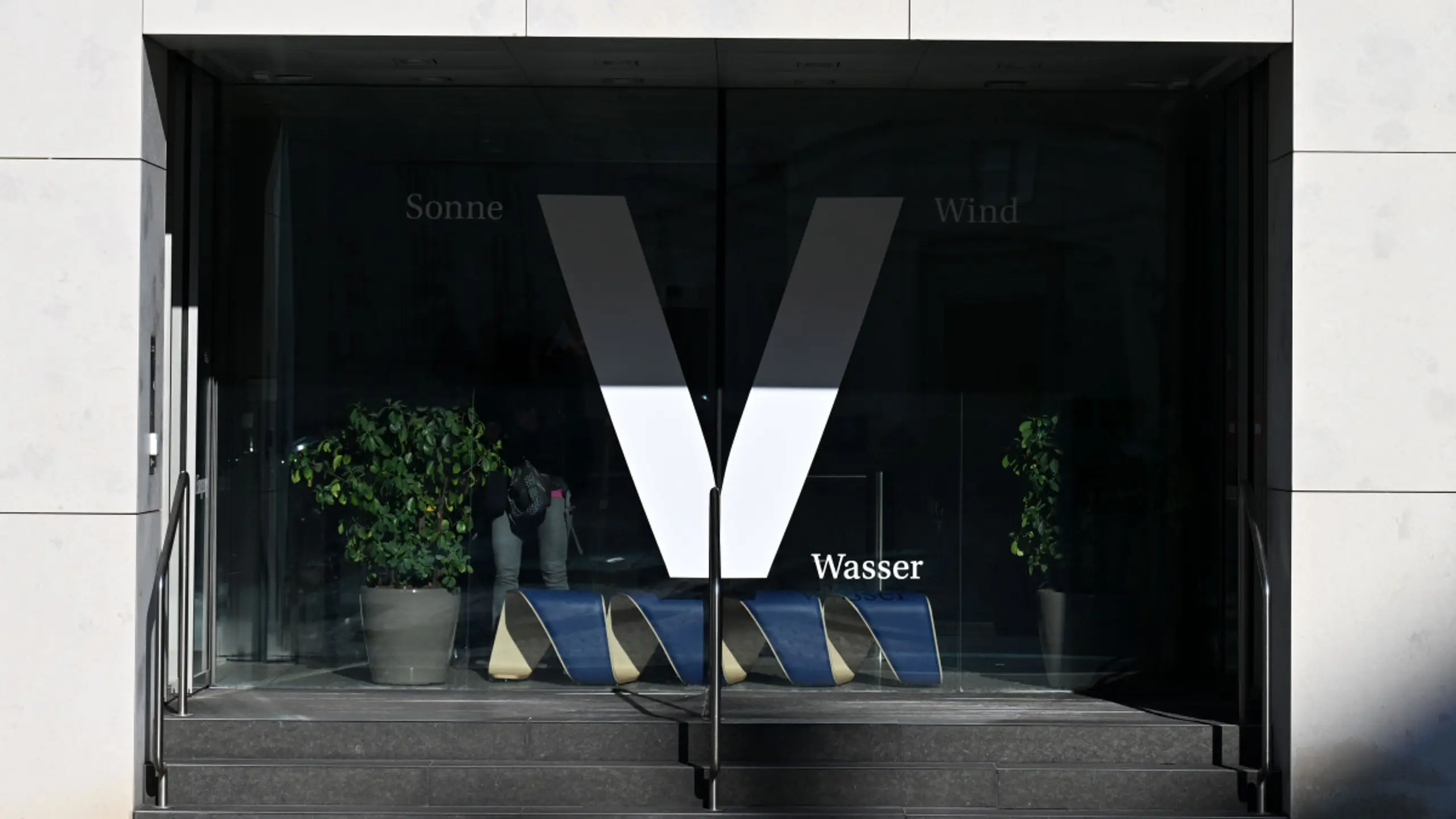 © THEMENBILD, HELMUT FOHRINGER, APA Weinger Wasserkraft und eine Gewinnabschöpfung belasteten das Ergebnis