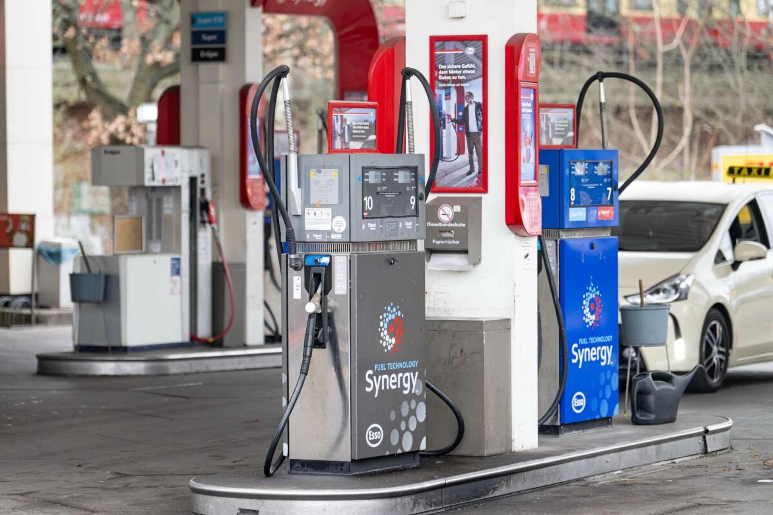 ++ ARCHIVBILD ++ Höhere Preise für Kraftstoffe