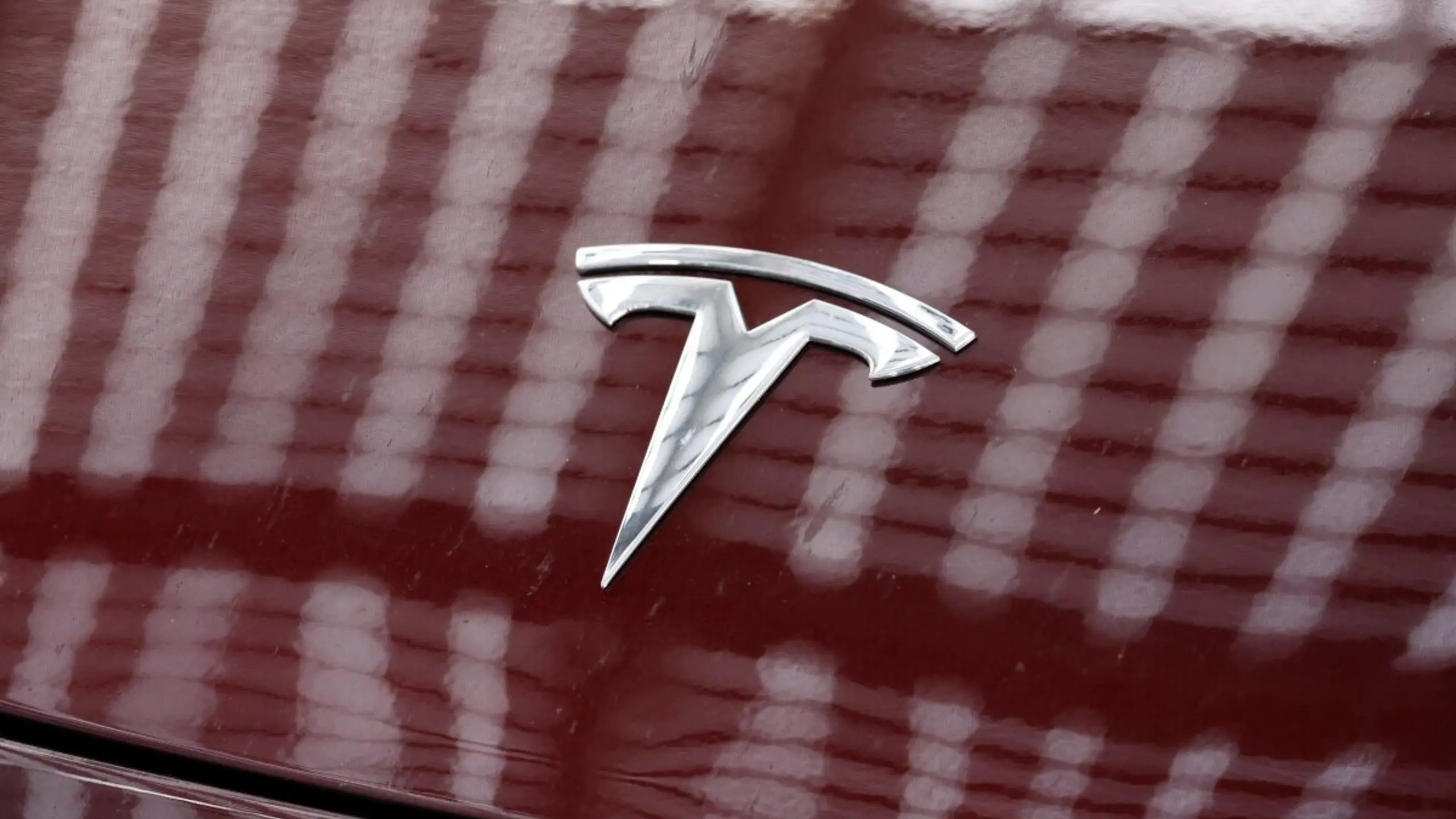 © AFP, ODD ANDERSEN, APA Hat Teslas Autopilot bei schlechten Sichtbedingungen Probleme?