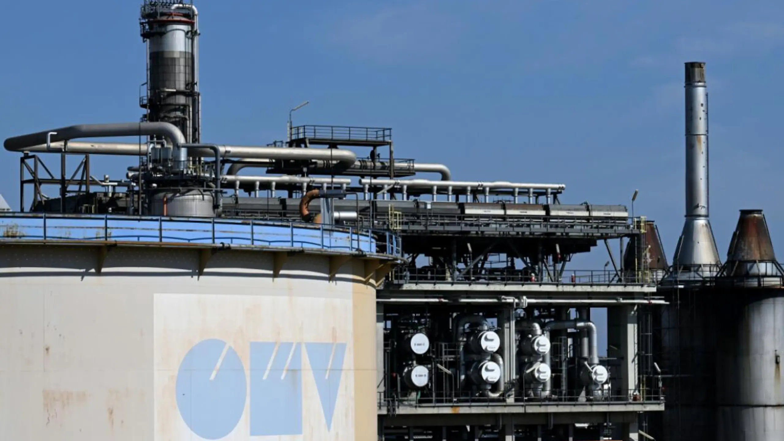 Zusammenlegung der Chemiesparten von OMV und ADNOC verzögert sich