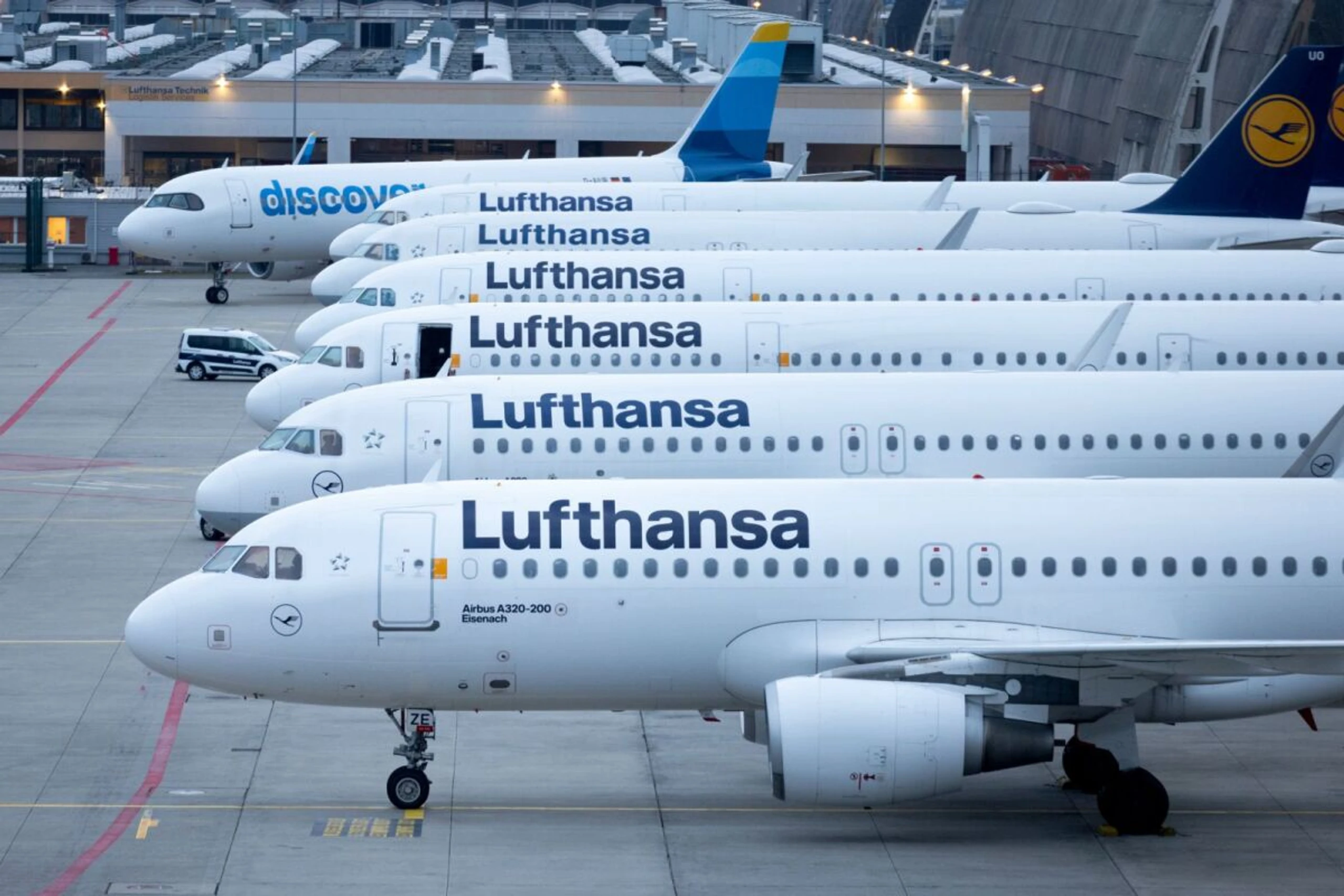 ++ ARCHIVBILD ++ Hoffnung für Lufthansa-Passagiere kurz vor den Osterferien
