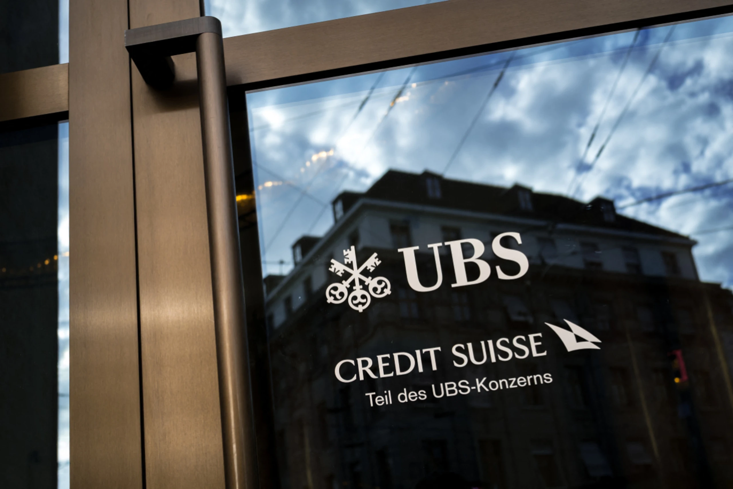 UBS mit nächsten  Schritt zur Vollübernahme