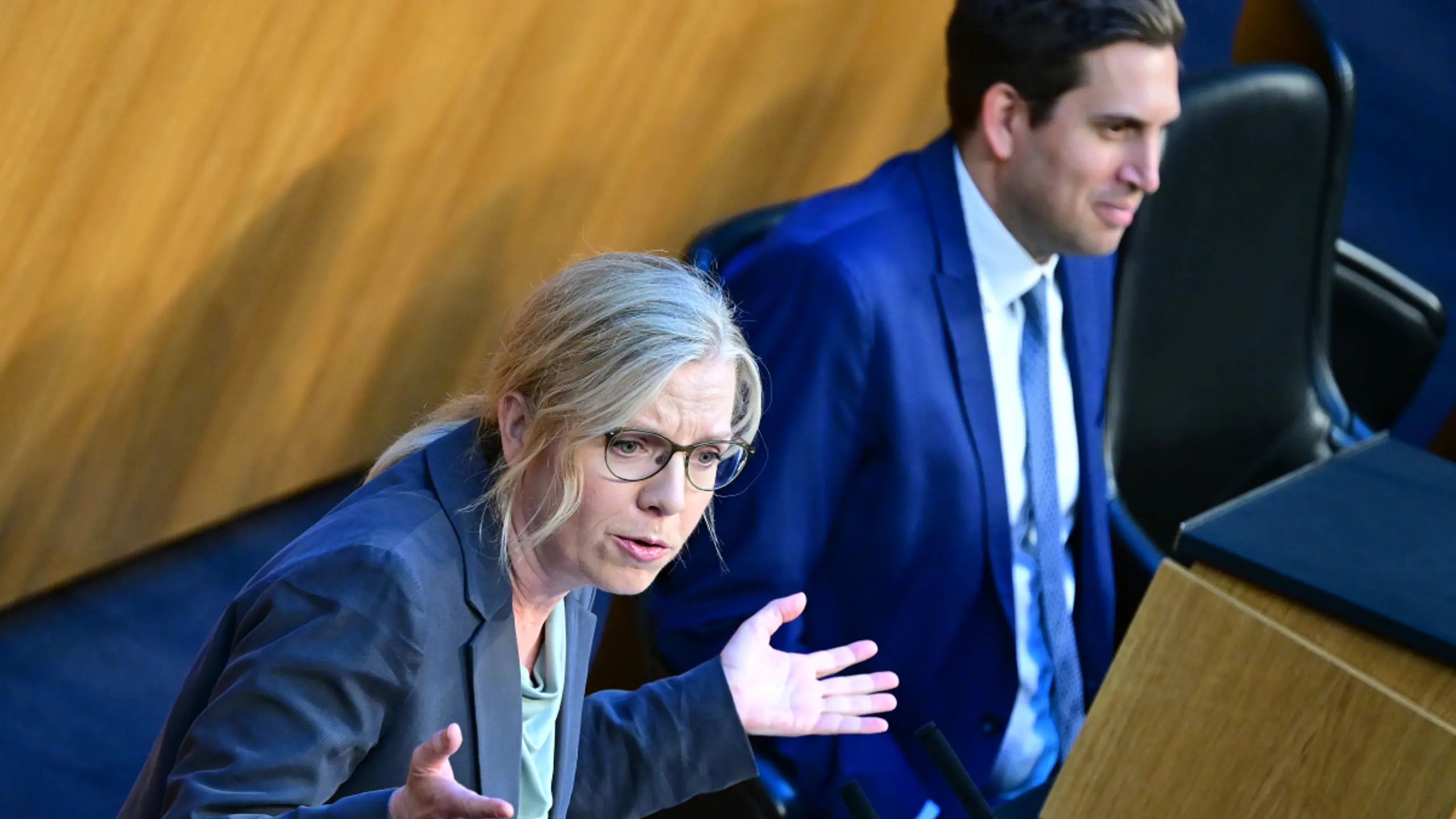 Sowohl Gewessler als auch Pröll sind für Investitionen in Erneuerbare