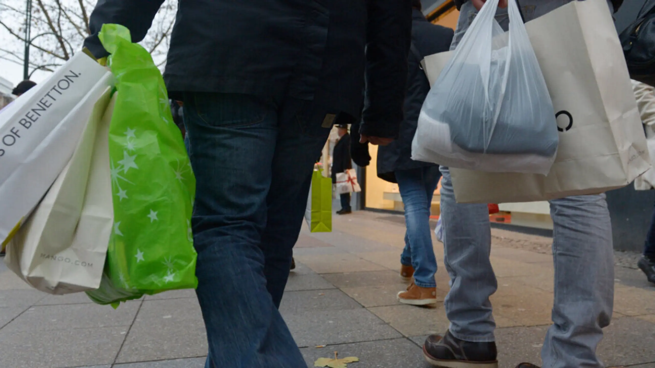 © DPA, Rainer Jensen, Apa Analysten waren nur von einem Wert von minus 27,3 Punkten ausgegangen