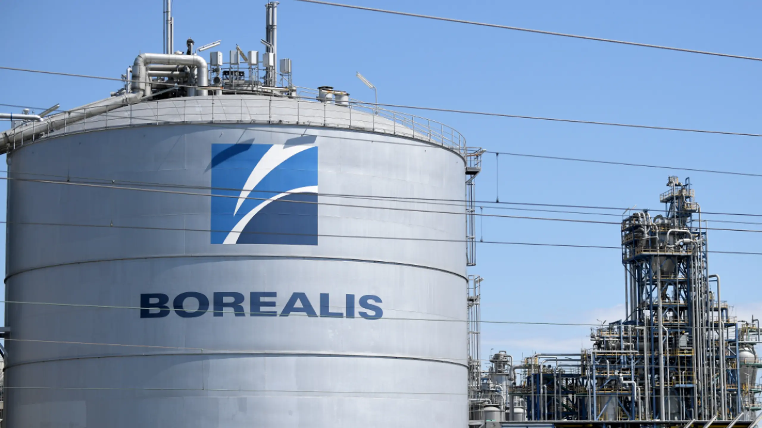 Fusion von Borealis und Borouge, dann Übernahme von NOVA Chemicals