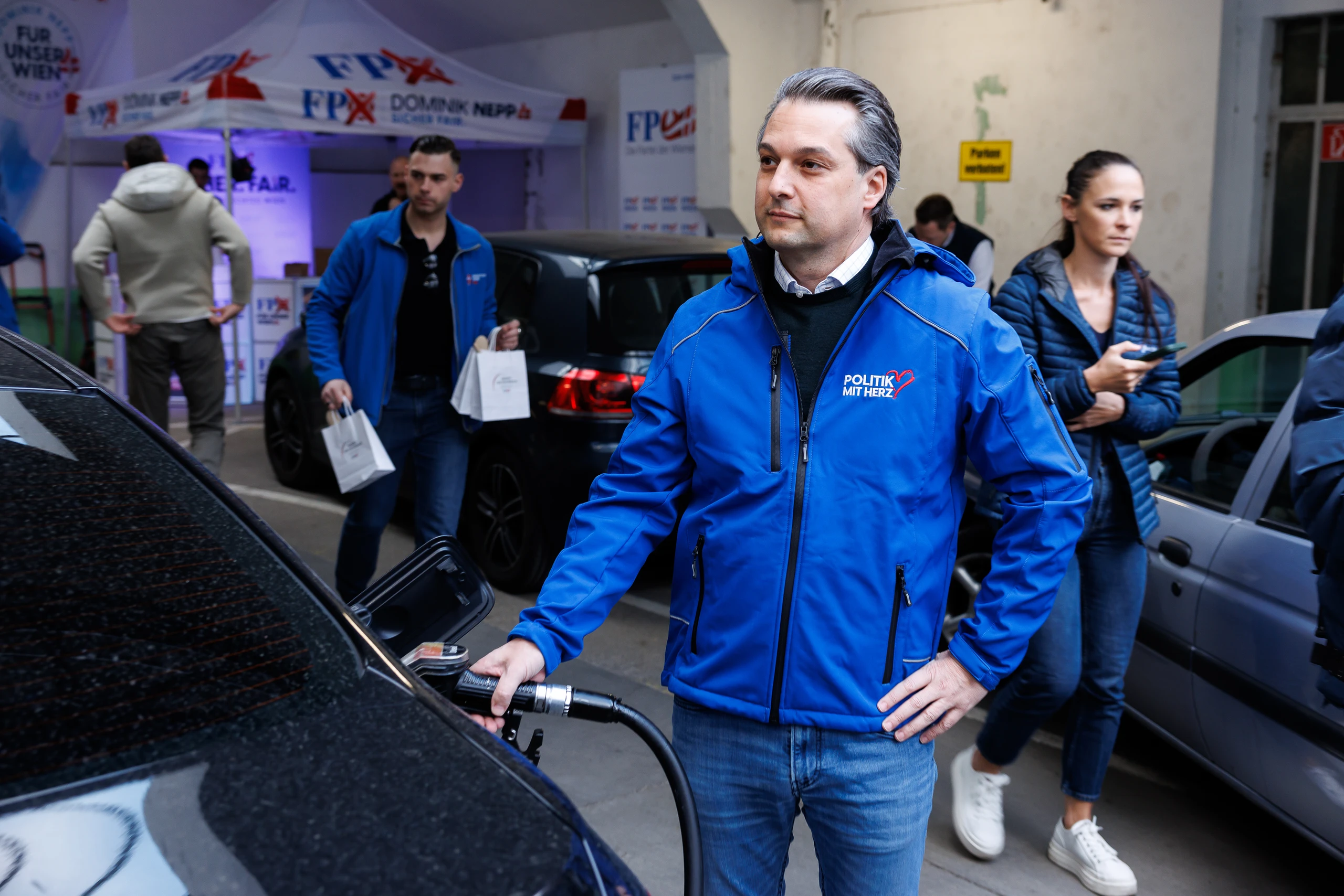 Politik Backstage: Blaues Auge für Türkis-Rot-Pink