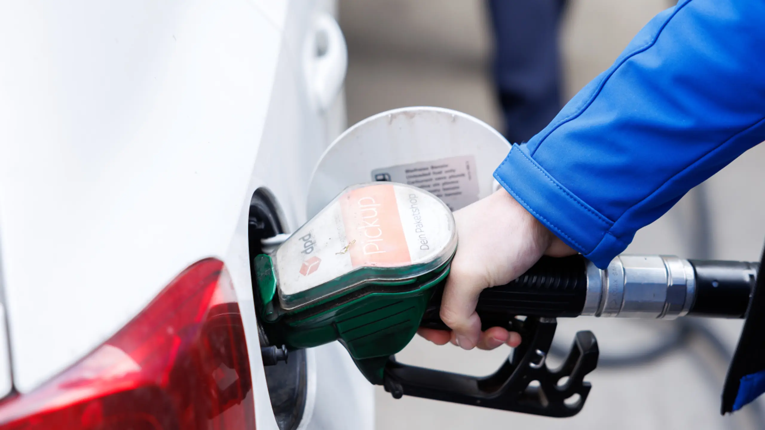 © FLORIAN WIESER, Apa Tanken wurde massiv teurer