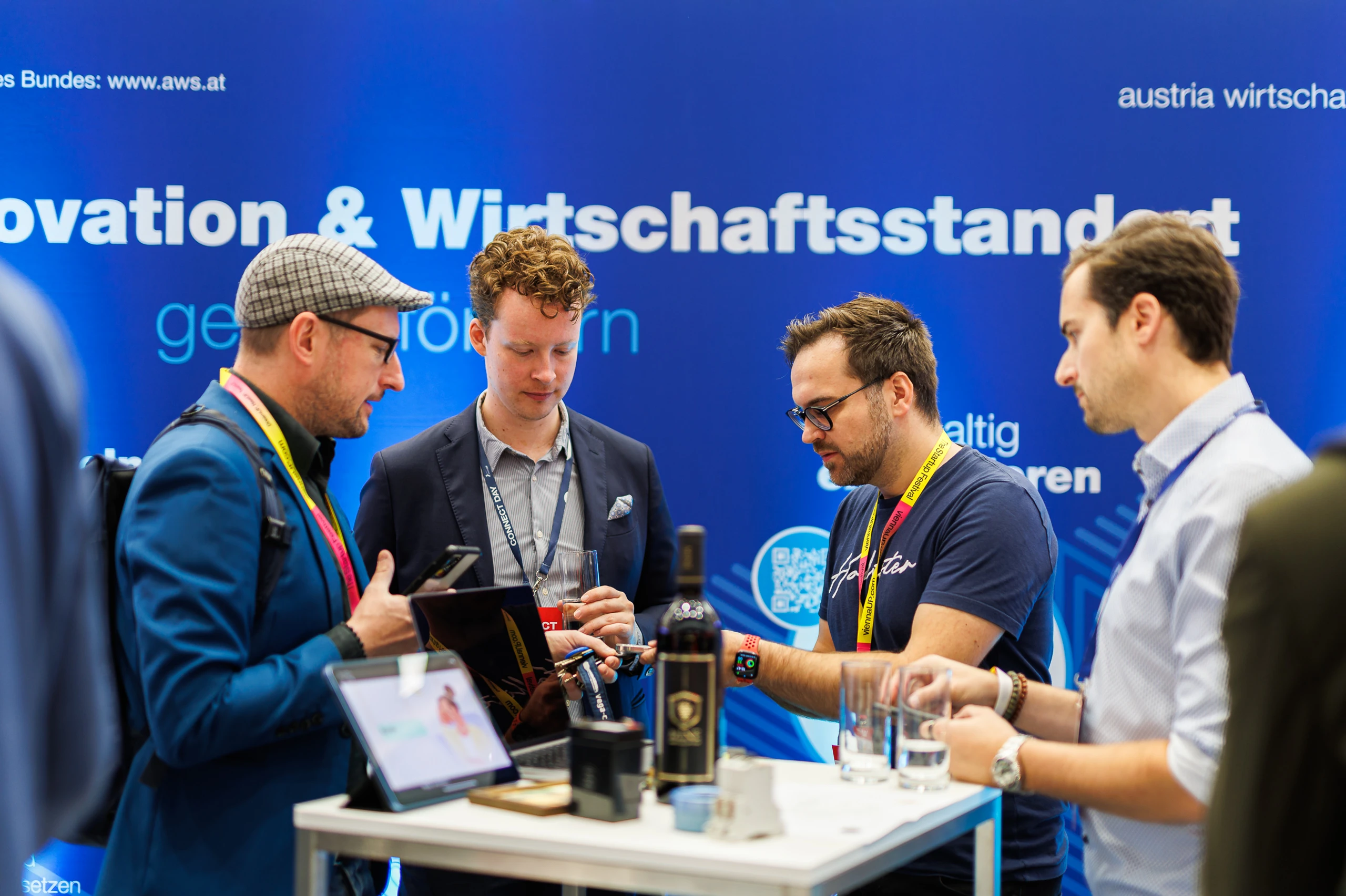 © Rauchecker Blurred image background