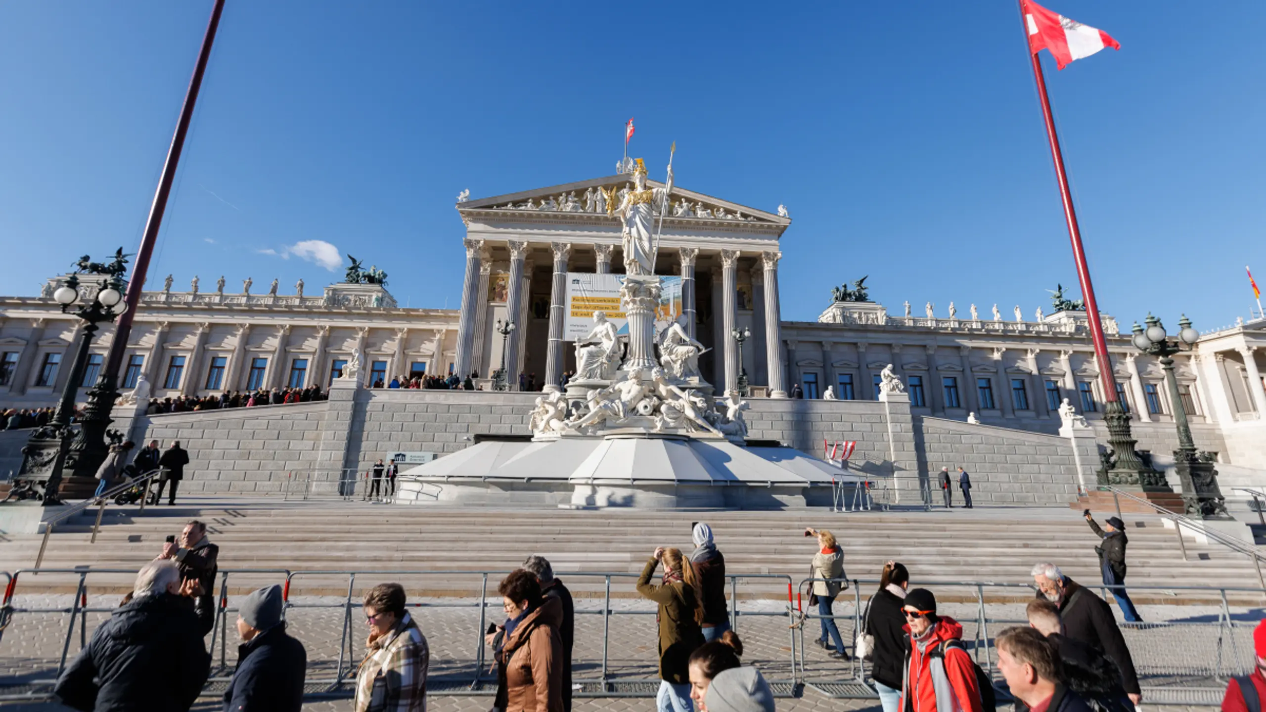 © FLORIAN WIESER, Apa Besucher beim Tag der offenen Tür 2023