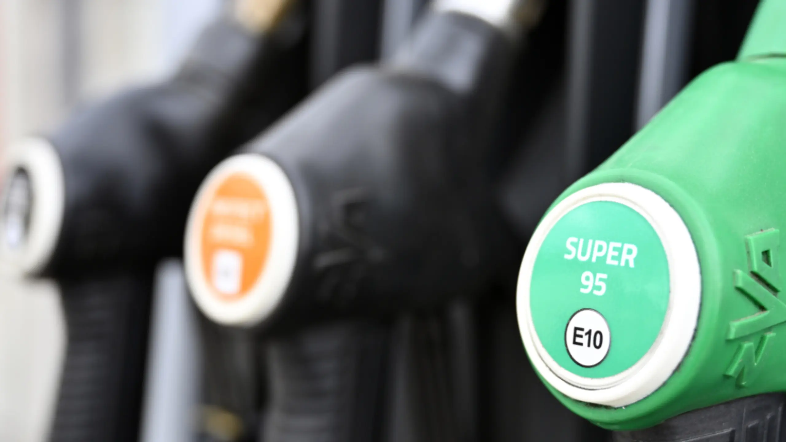 © HANS KLAUS TECHT, Themenbild, Apa Plus 5,4 Prozent im März im Vergleich zum Vorjahresmonat