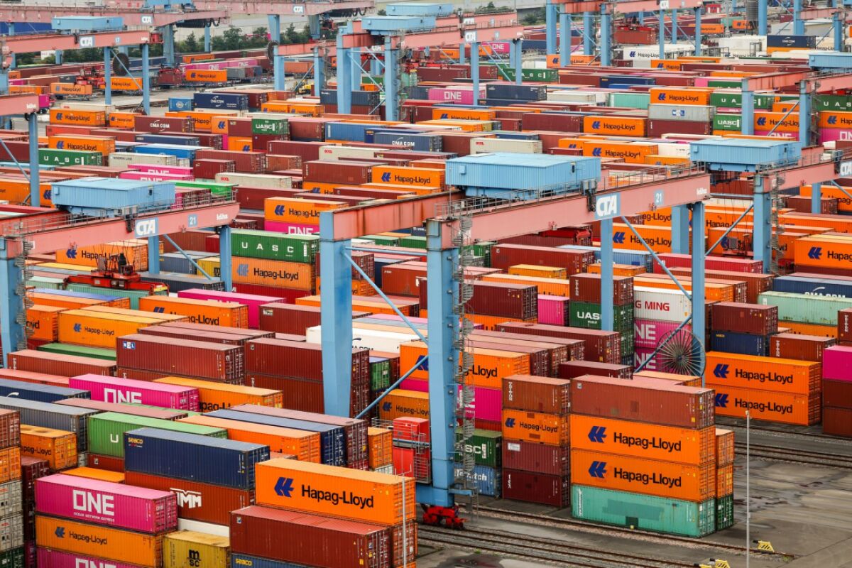 ++ ARCHIVBILD ++ Globale Unsicherheiten als "neue Normalität"