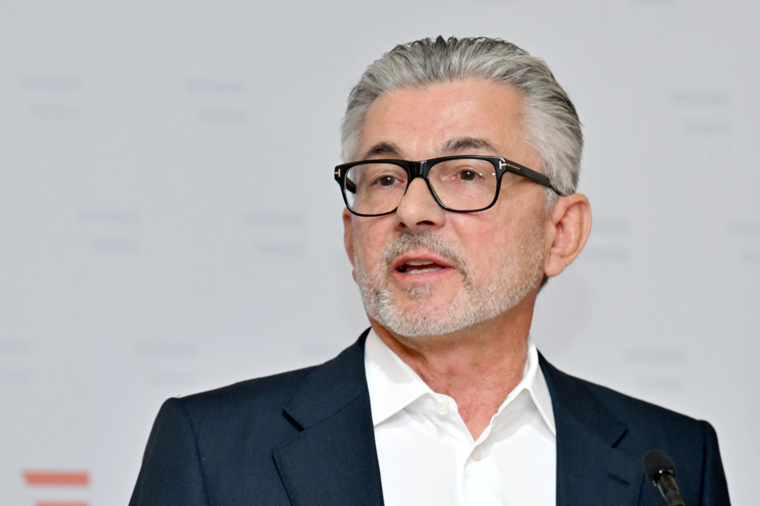 Eibensteiner will Werke bereits 2026 hochfahren