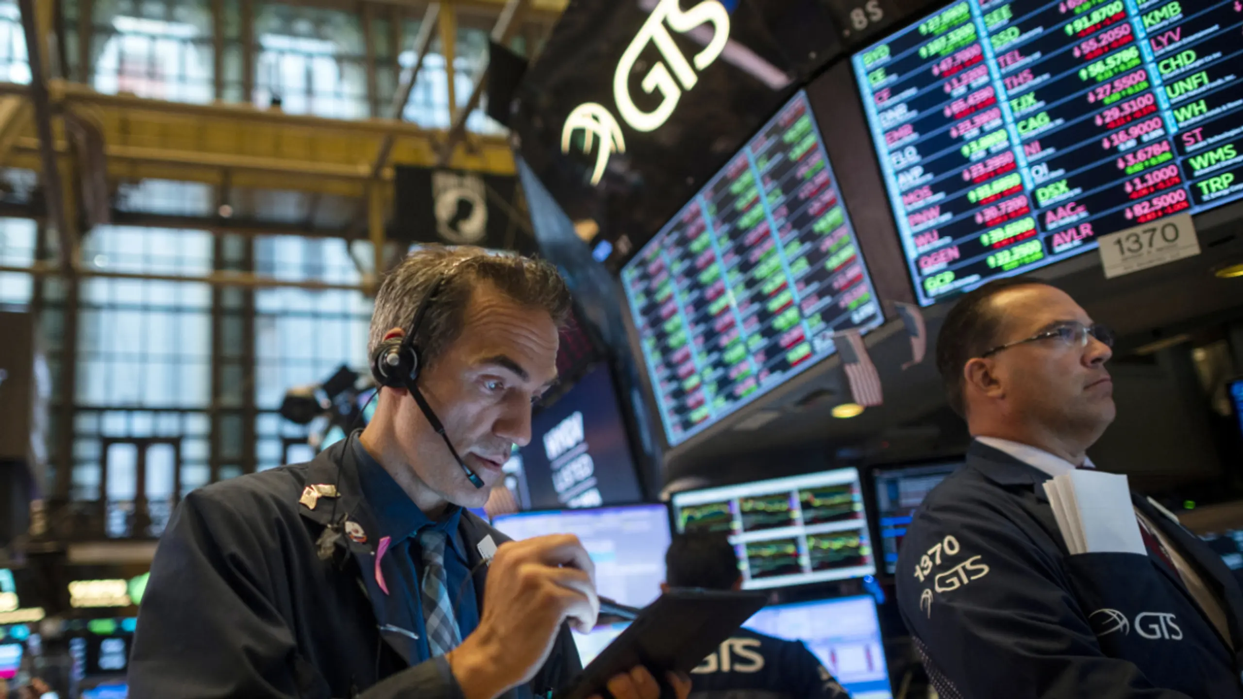 © AFP, JOHANNES EISELE, Apa m Vormonat Einkommen noch um 0,4 Prozent gestiegen