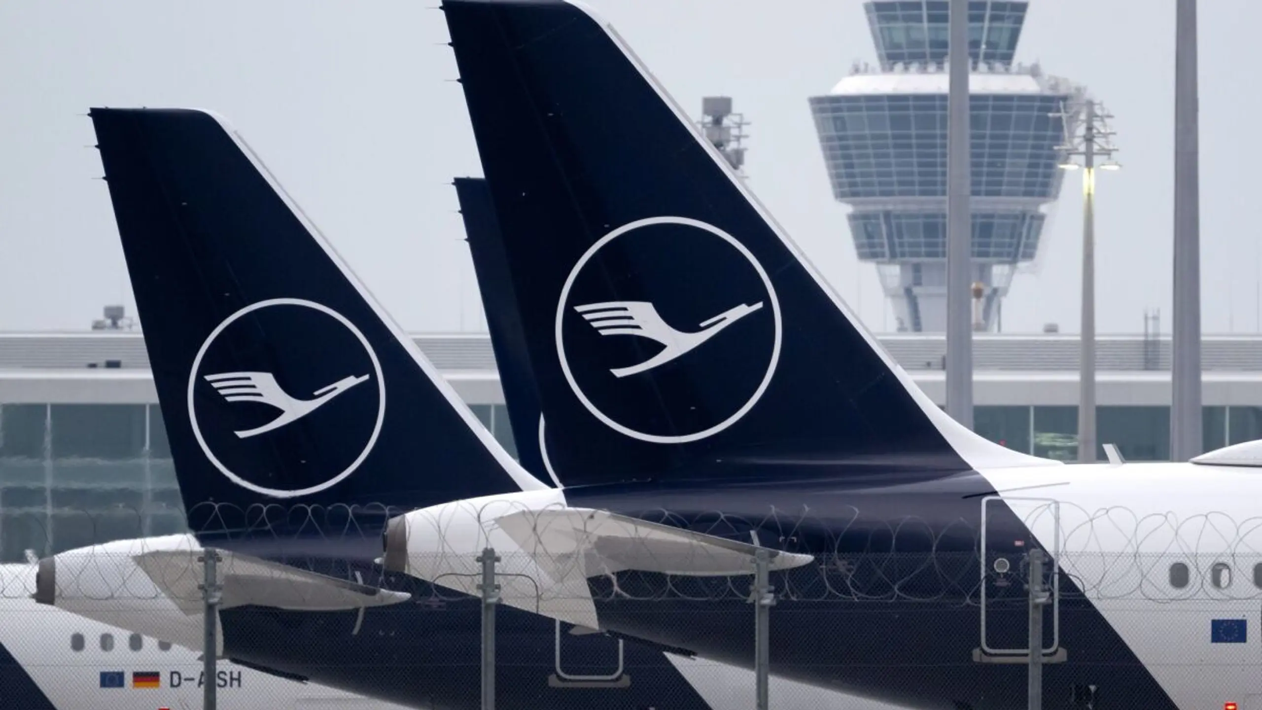 © DPA, Sven Hoppe, Apa Streik dürfte zum Ausfall von mehr als 520 Flügen führen