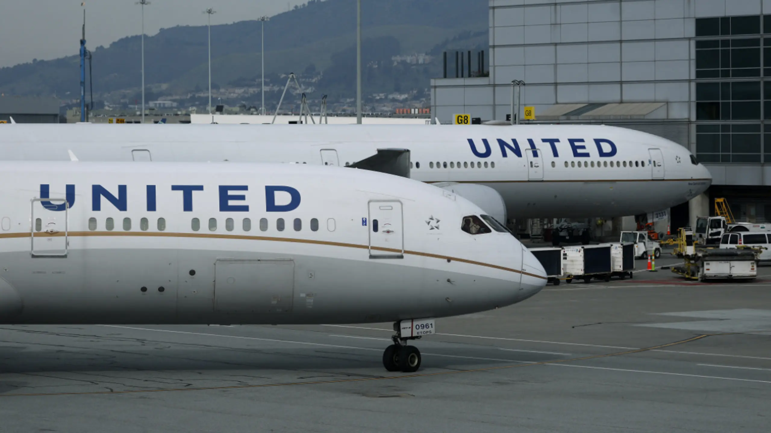 © GETTY IMAGES NORTH AMERICA, JUSTIN SULLIVAN, Apa United und American lehnten eine Stellungnahme ab