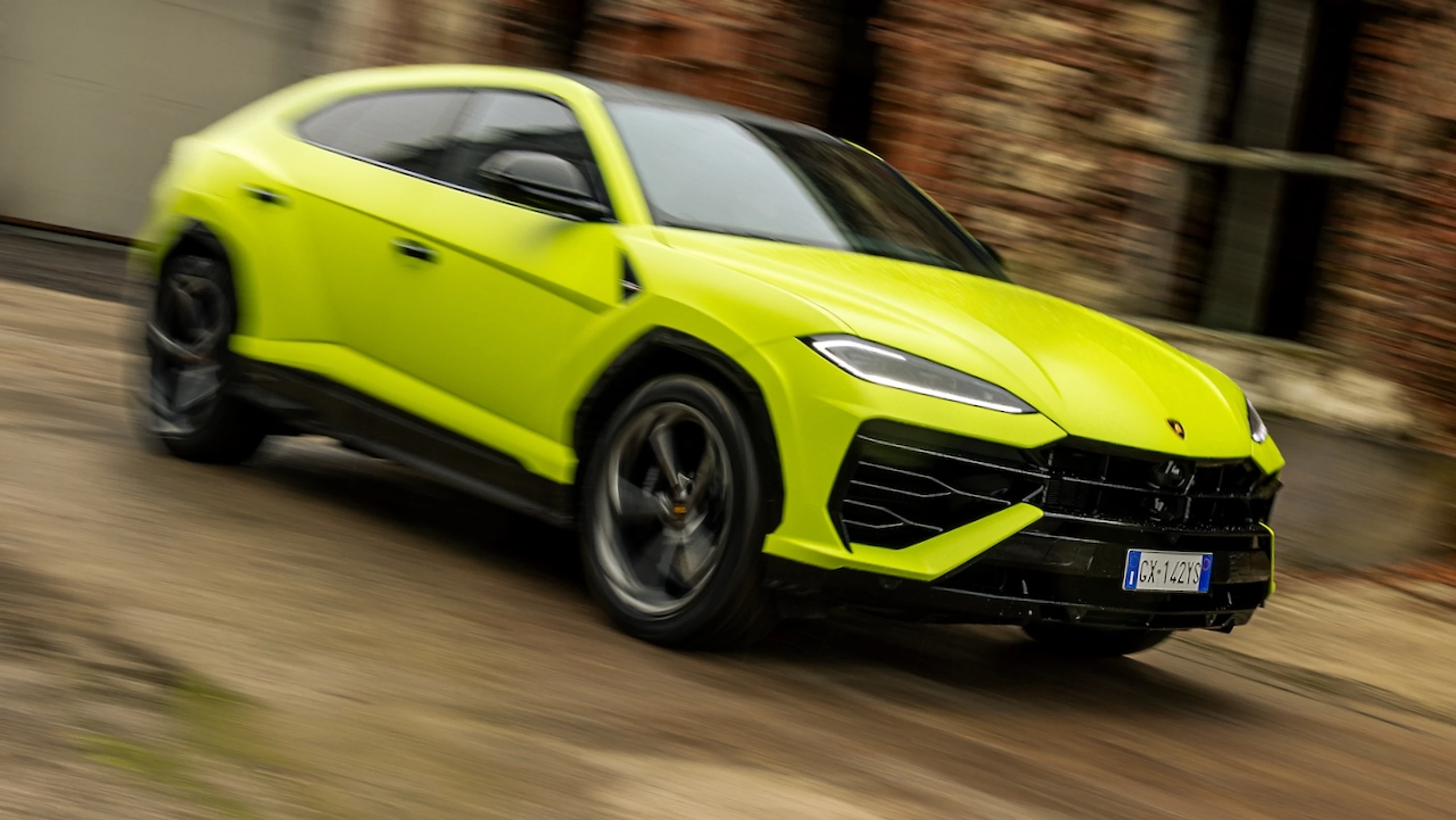 Test Lamborghini Urus SE